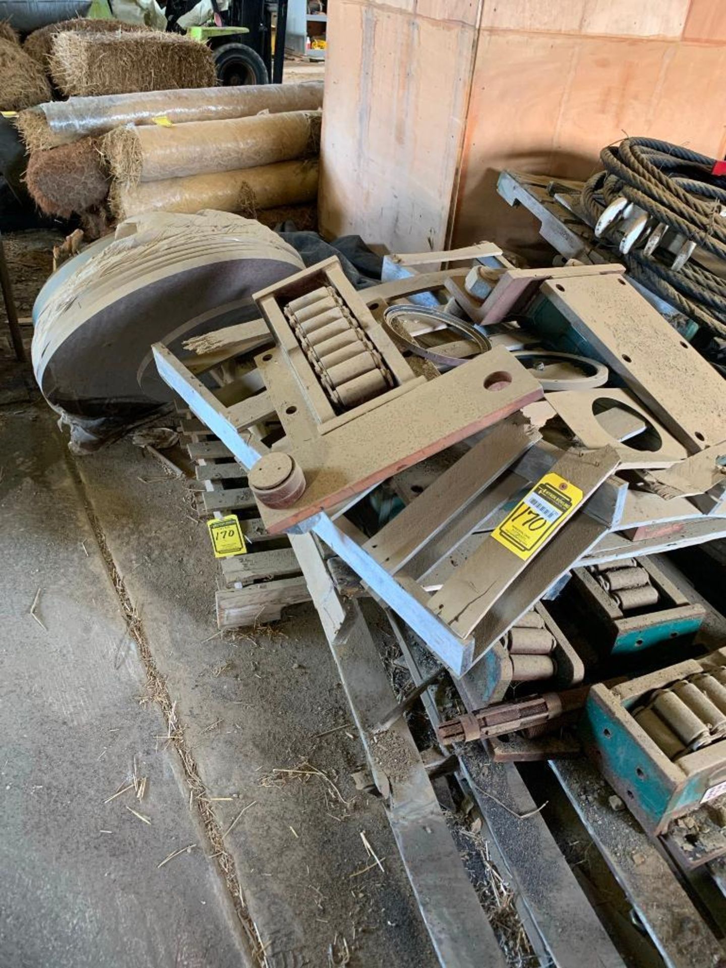 PALLETS & CRATES W/ LARGE MACHINE SKATES, OTHER STEEL - Image 3 of 5