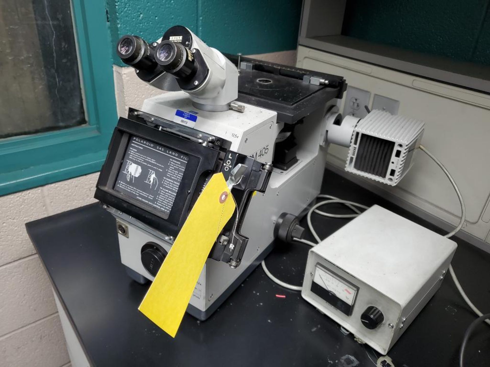 ZEISS ICM 405 MICROSCOPE, 3-SCOPE BELOW TABLE SYSTEM, POLAROID 545 LAND FILM, 7-1/2'' X 5-1/2'' TABL - Image 2 of 8