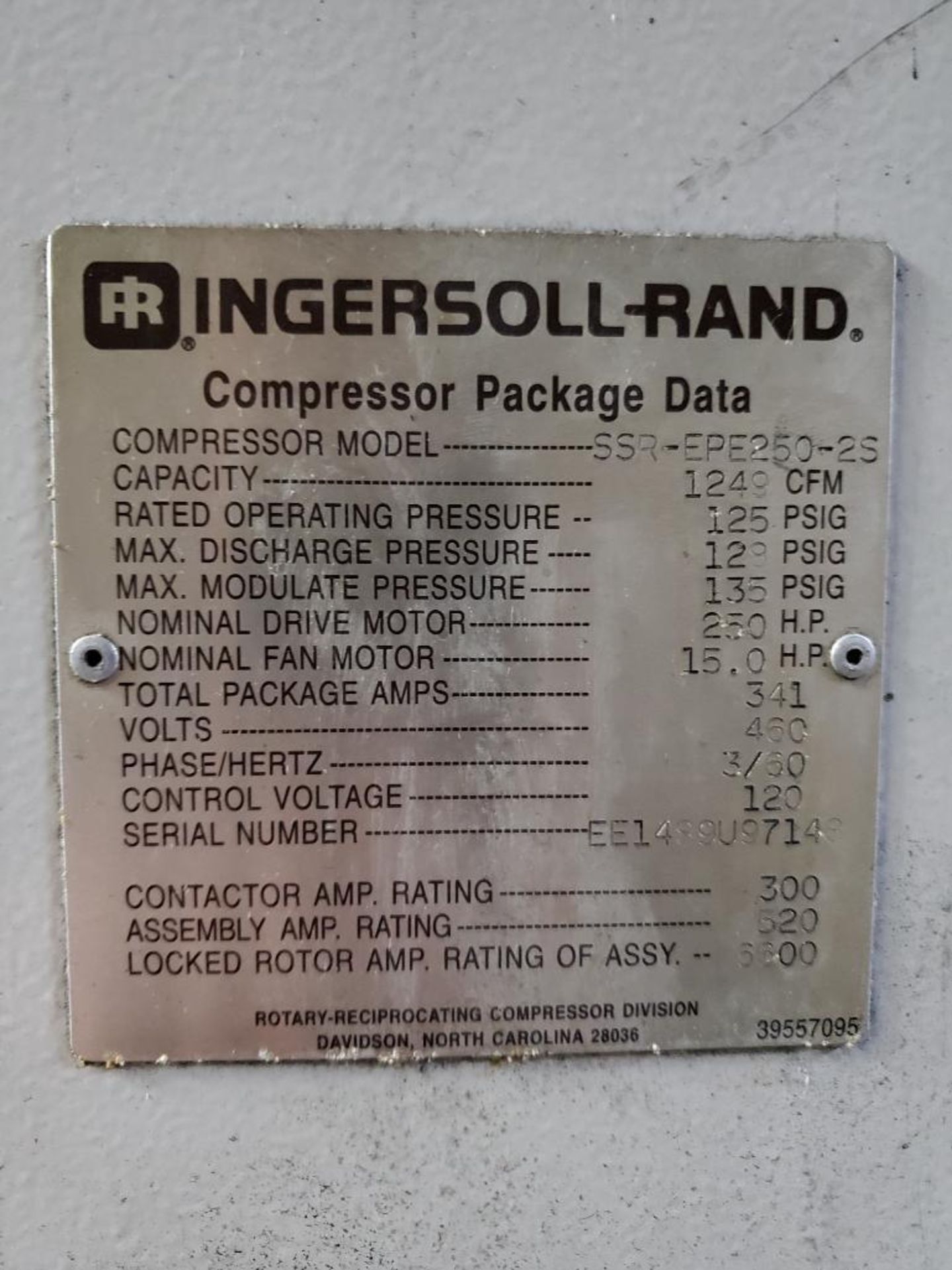 INGERSOLL-RAND 250-HP ROTARY SCREW AIR COMPRESSOR, MODEL SSR-EPE250-2S, INTELYSS CONTROL, 124 CFM, 1 - Image 7 of 7
