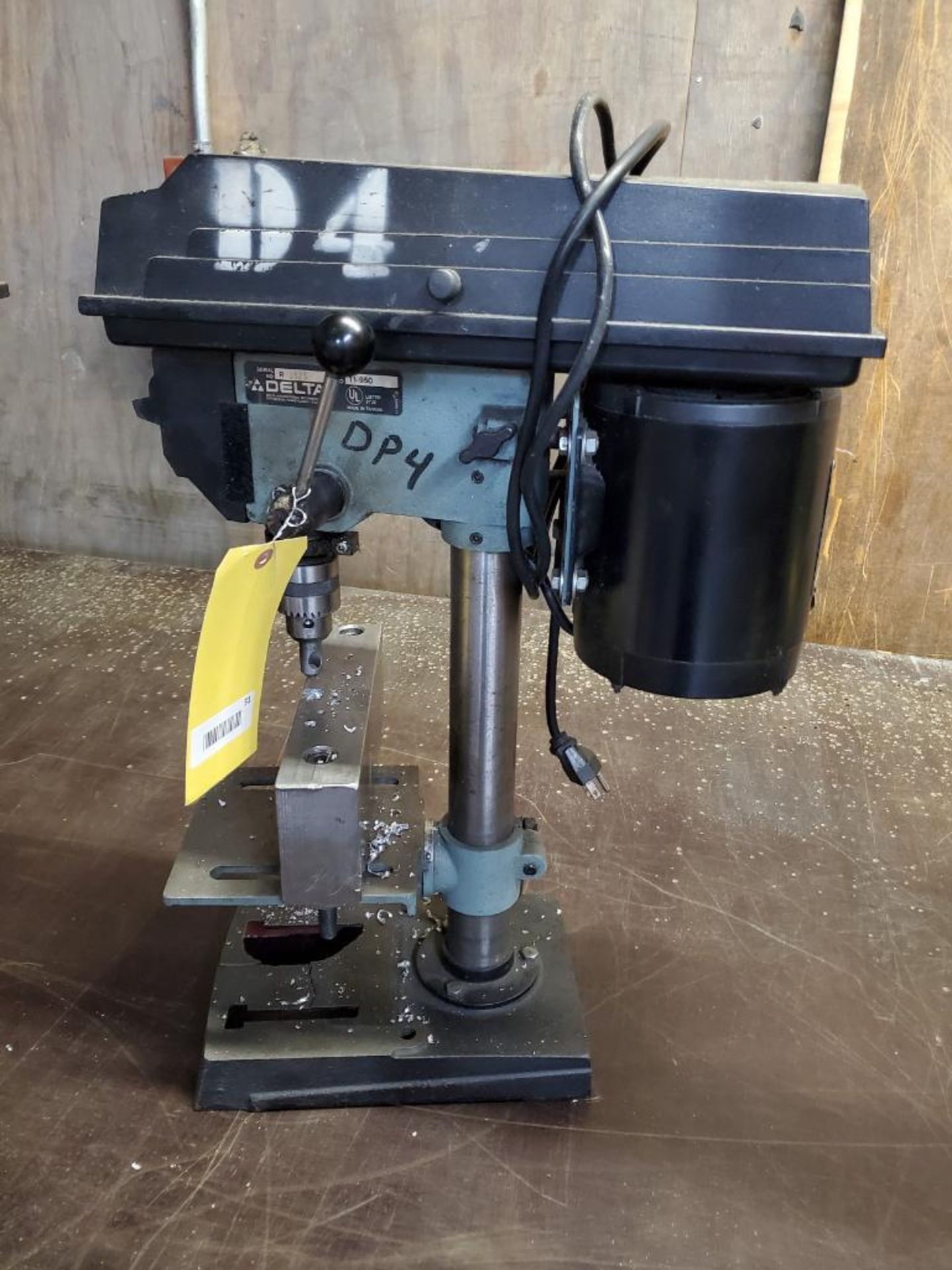 DELTA 11-950 BENCH TOP VERTICAL DRILL PRESS, 6-1/2'' X 6-1/2'' TABLE - Image 4 of 4