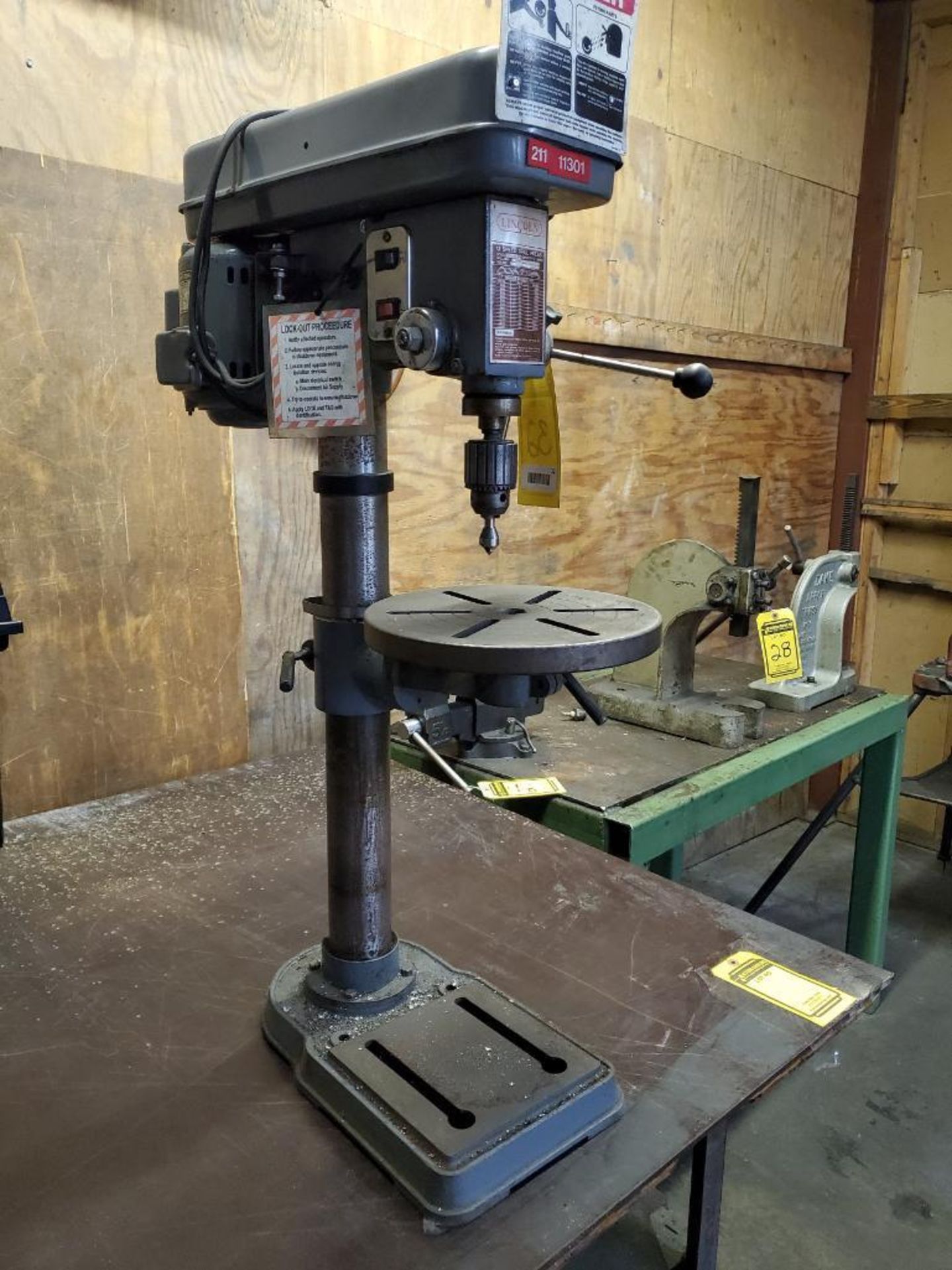 LINCOLN 12-SPEED VERTICAL BENCH TOP DRILL PRESS, MODEL DP-1258-3M, 11'' DIA. TABLE - Image 4 of 6