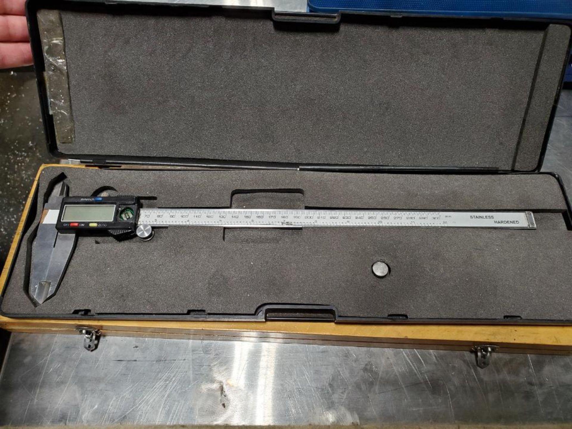 (2) 12" DIGITAL CALIPERS IN CASES, (1) DIAL GAGE CALIPER