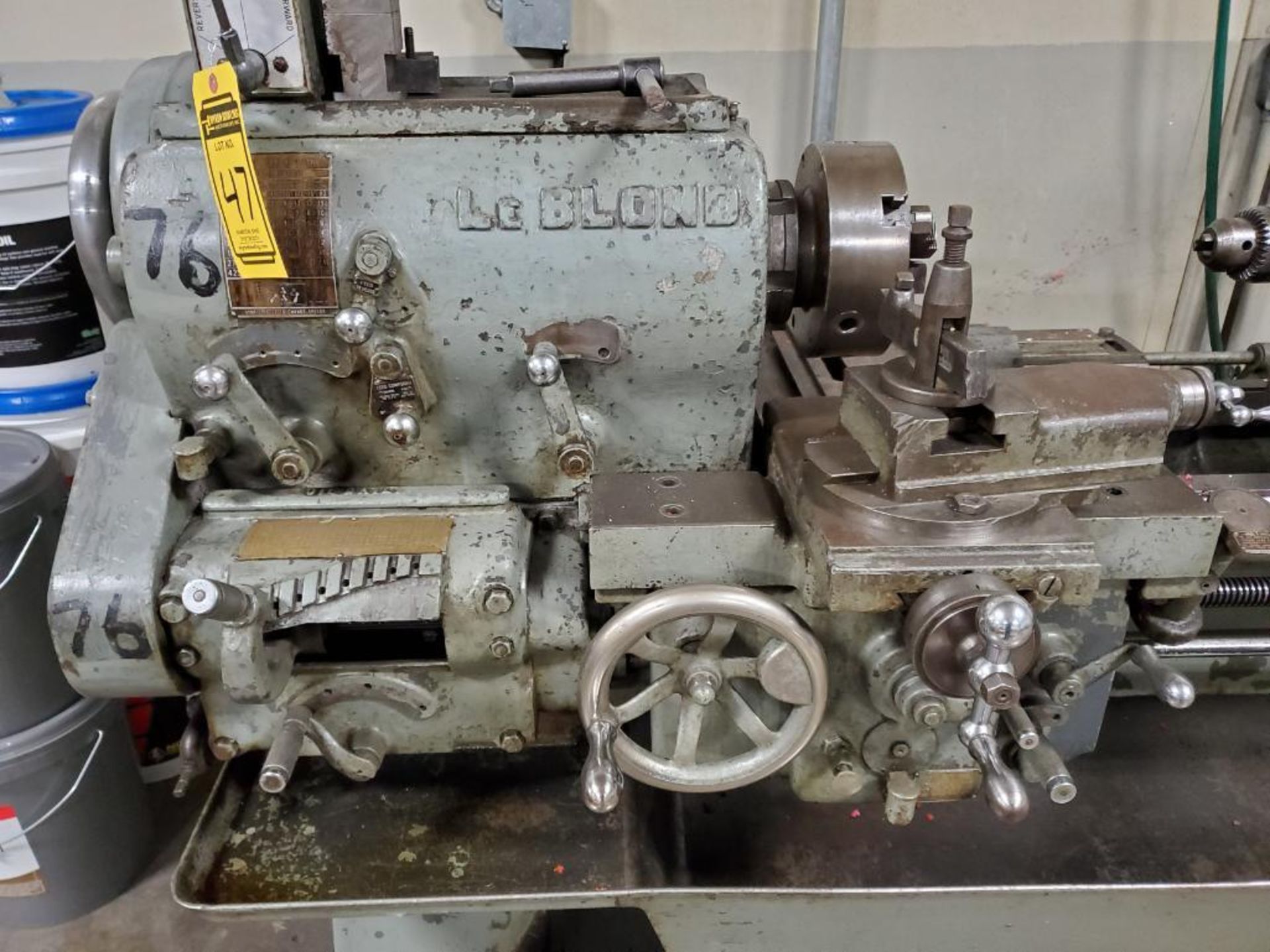 LEBLOND HORIZONTAL GAP BED ENGINE LATHE, 75'' BED, CROSS SLIDE, TOOL POST, TAILSTOCK, 8'' 3-JAW CHUC - Image 4 of 7