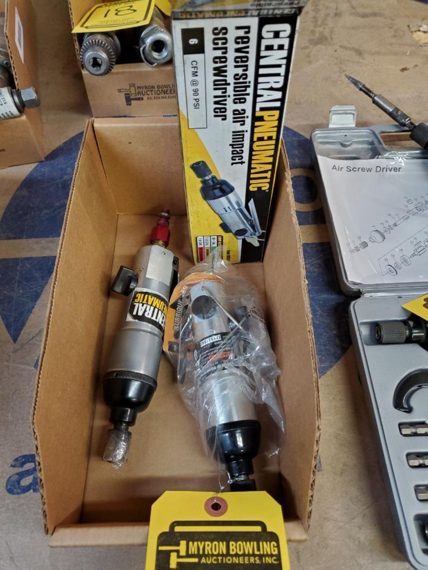 (2) PNEUMATIC REVERSIBLE AIR IMPACT SCREW DRIVERS (1 NEW)