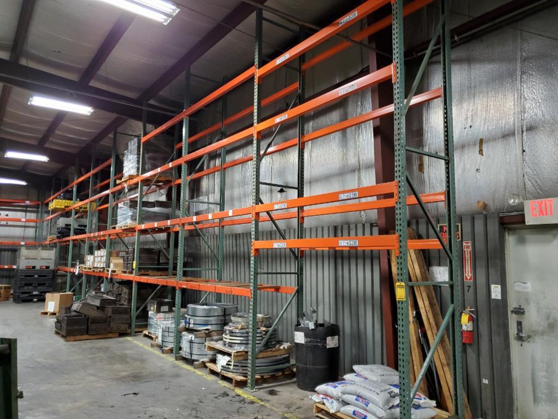 (14X) BAYS OF TEAR DROP PALLET RACKING, 3'' X 3'' 20' X 36'' UPRIGHTS, 8' X 4'' BEAMS, (8) BEAMS AVE - Image 3 of 6