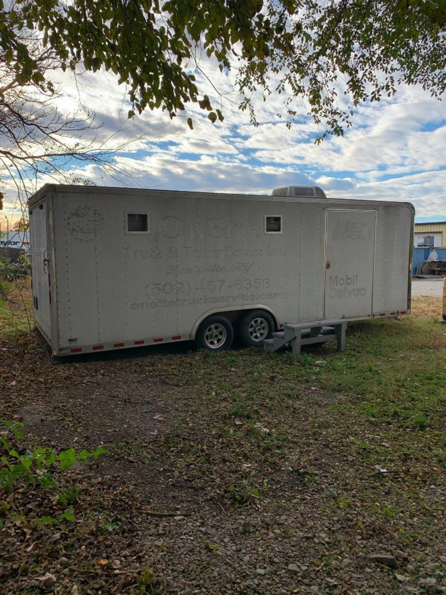 PACE AMERICAN 24' ENCLOSED TRAILER, TANDEM AXLE (INFO PLATE ILLEGIBLE) - Image 2 of 7