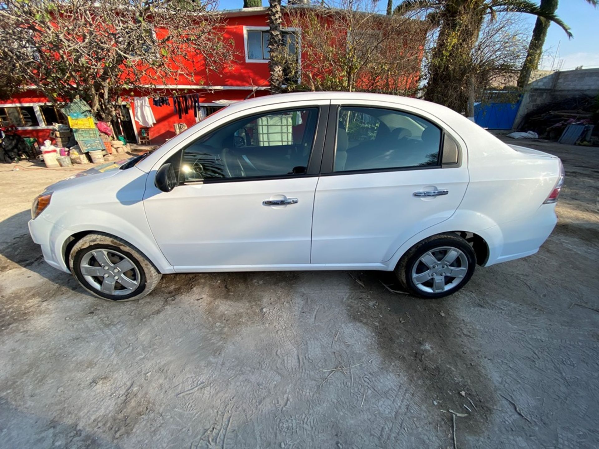 Vehículo marca Chevrolet tipo Aveo, modelo 2018, número de serie 3G1TB5CF4JL138125 - Image 4 of 16