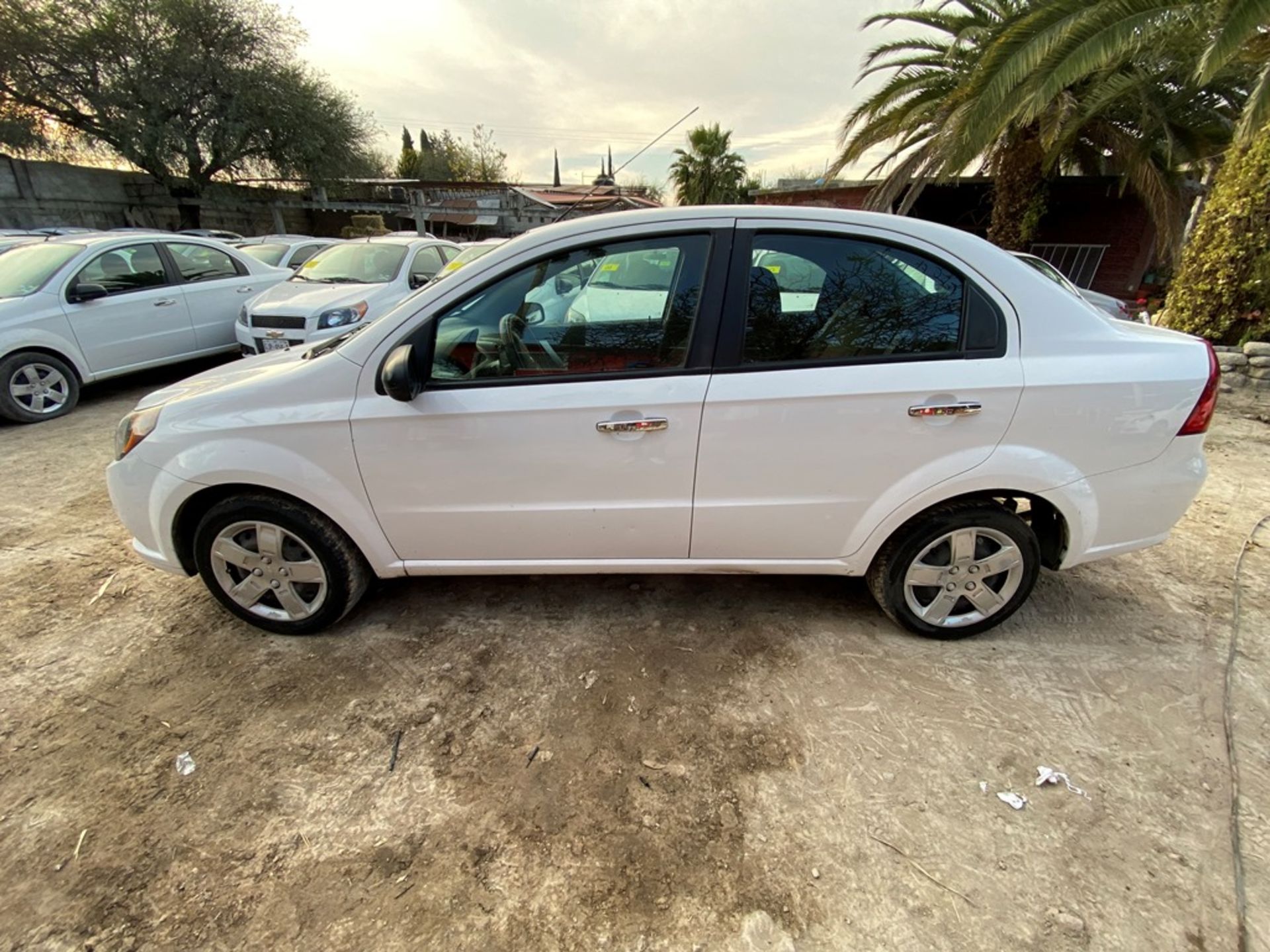 Vehículo marca Chevrolet tipo Aveo, modelo 2017, número de serie 3G1TB5CF9HL118964 - Image 4 of 17