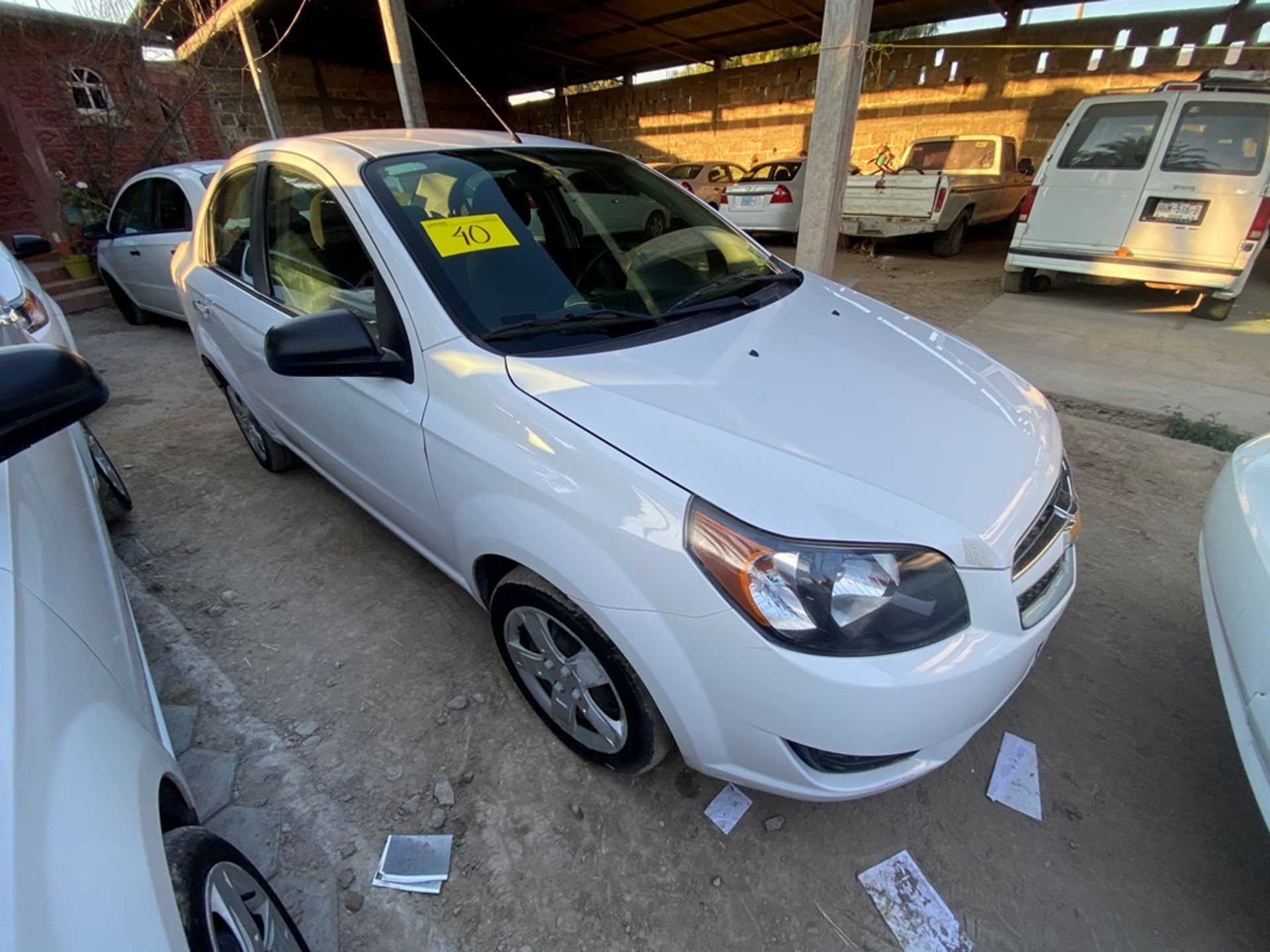 Vehículo marca Chevrolet tipo Aveo, modelo 2018, número de serie 3G1TB5CF3JL153182