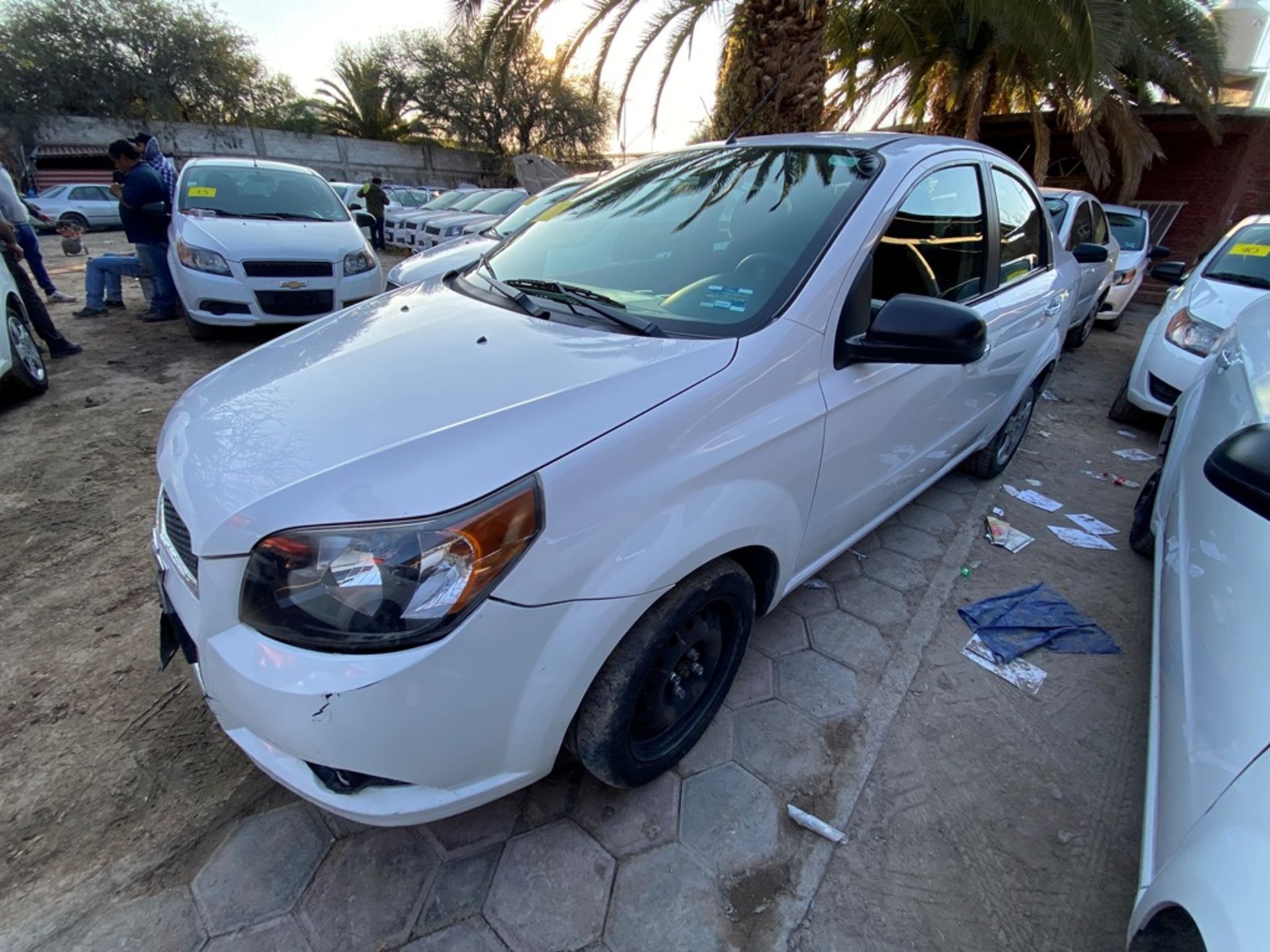 Vehículo marca Chevrolet tipo Aveo, modelo 2017, número de serie 3G1TB5CF2HL116537 - Image 3 of 15