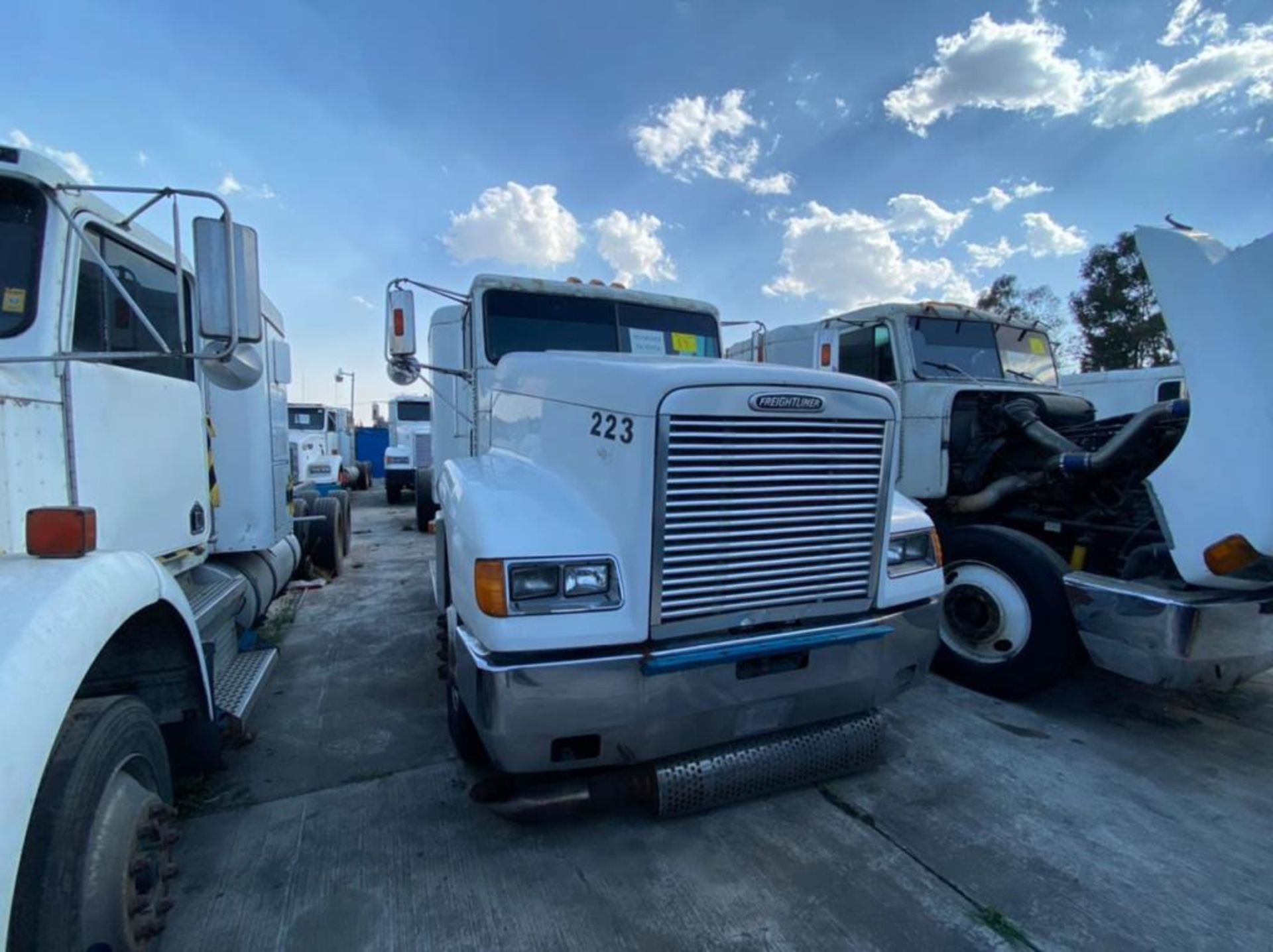 Tractocamión Marca FREIGHTLINER Fld-120, Modelo 1997