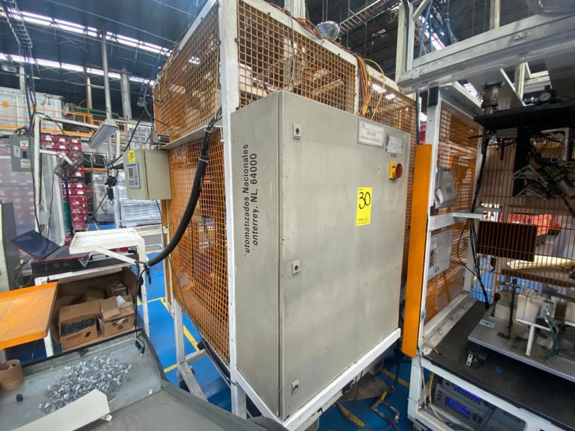 Ansa Semi-automatic cell for verification of parts in a square steel profile structure with mesh - Image 3 of 26