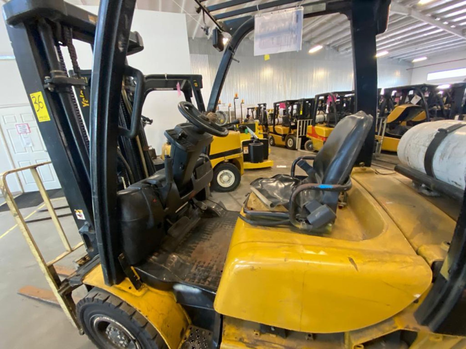 2013 YALE FORKLIFT, MODEL GP050VX, S/N B875V12084L - Image 15 of 21