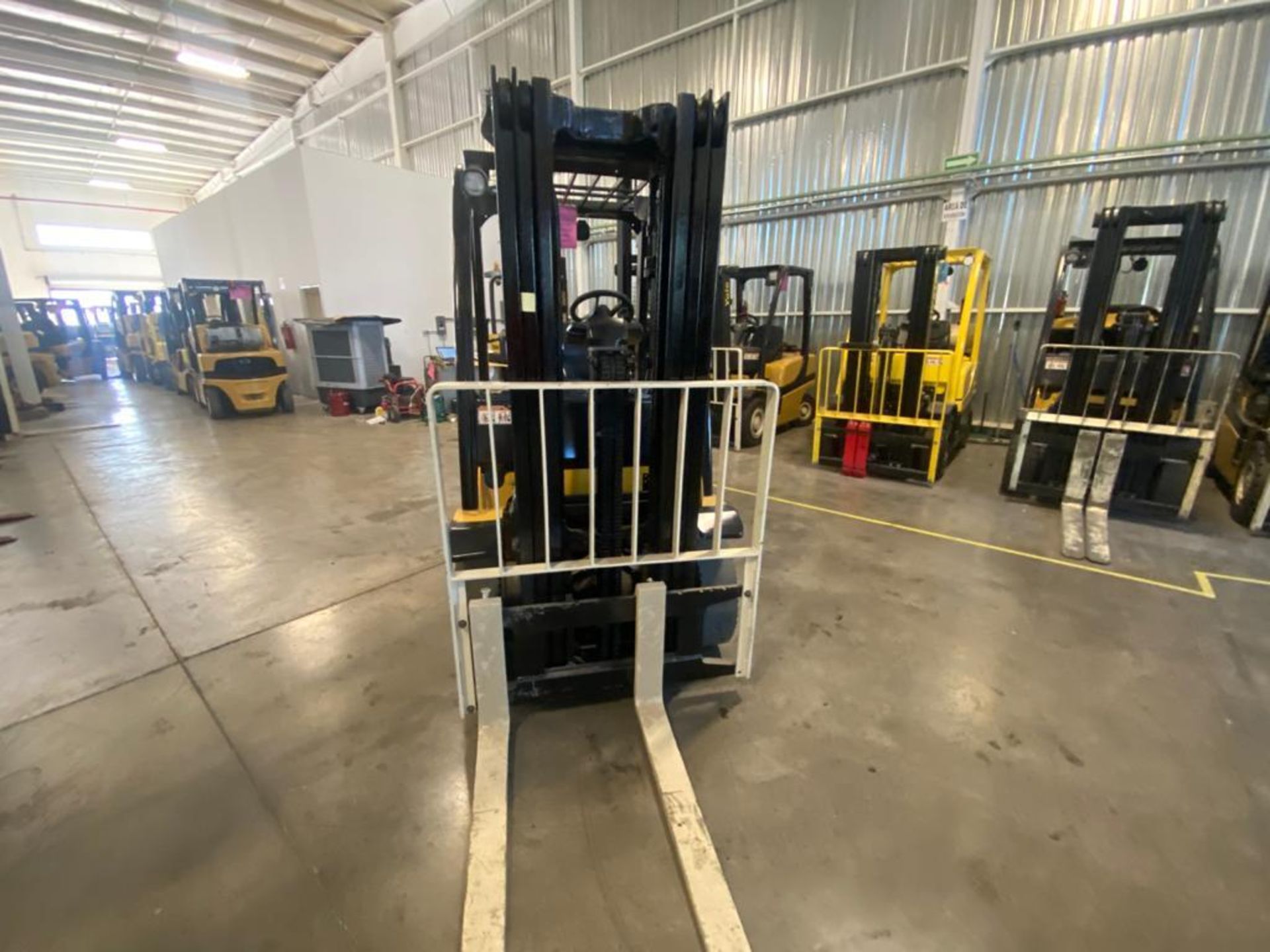 2014 YALE FORKLIFT, MODEL GP050VXNVAE084, S/N C875V02891M - Image 10 of 27