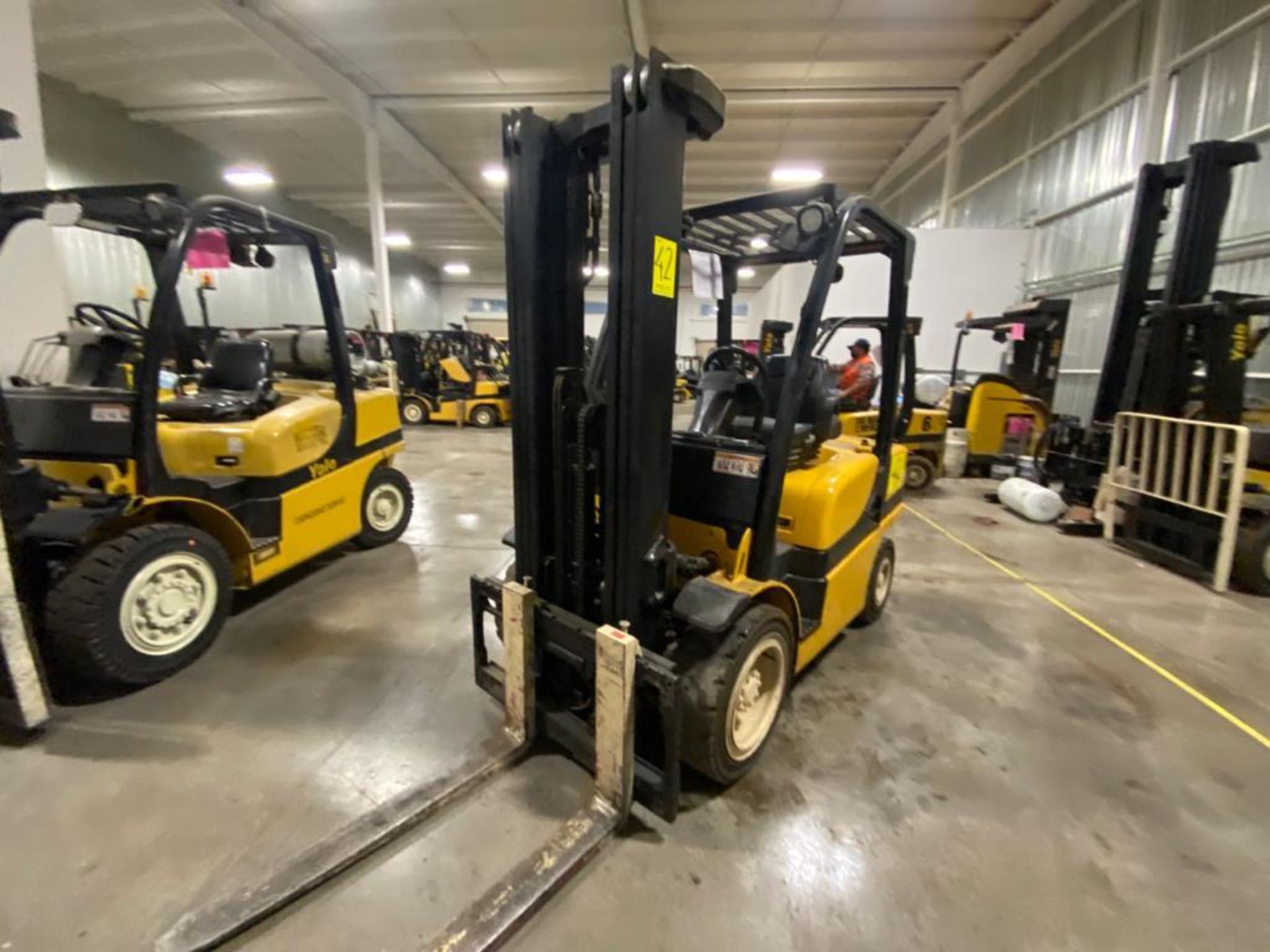 2012 YALE FORKLIFT, MODEL GP060VX, S/N B875V10610K - Image 11 of 35