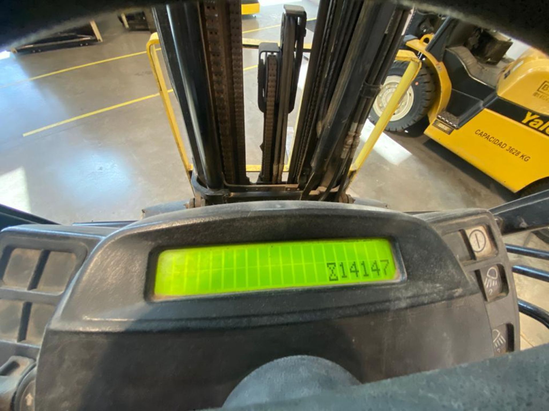 2014 YALE FORKLIFT, MODEL GP050VXNVAE084, S/N C875V02893M - Image 20 of 23