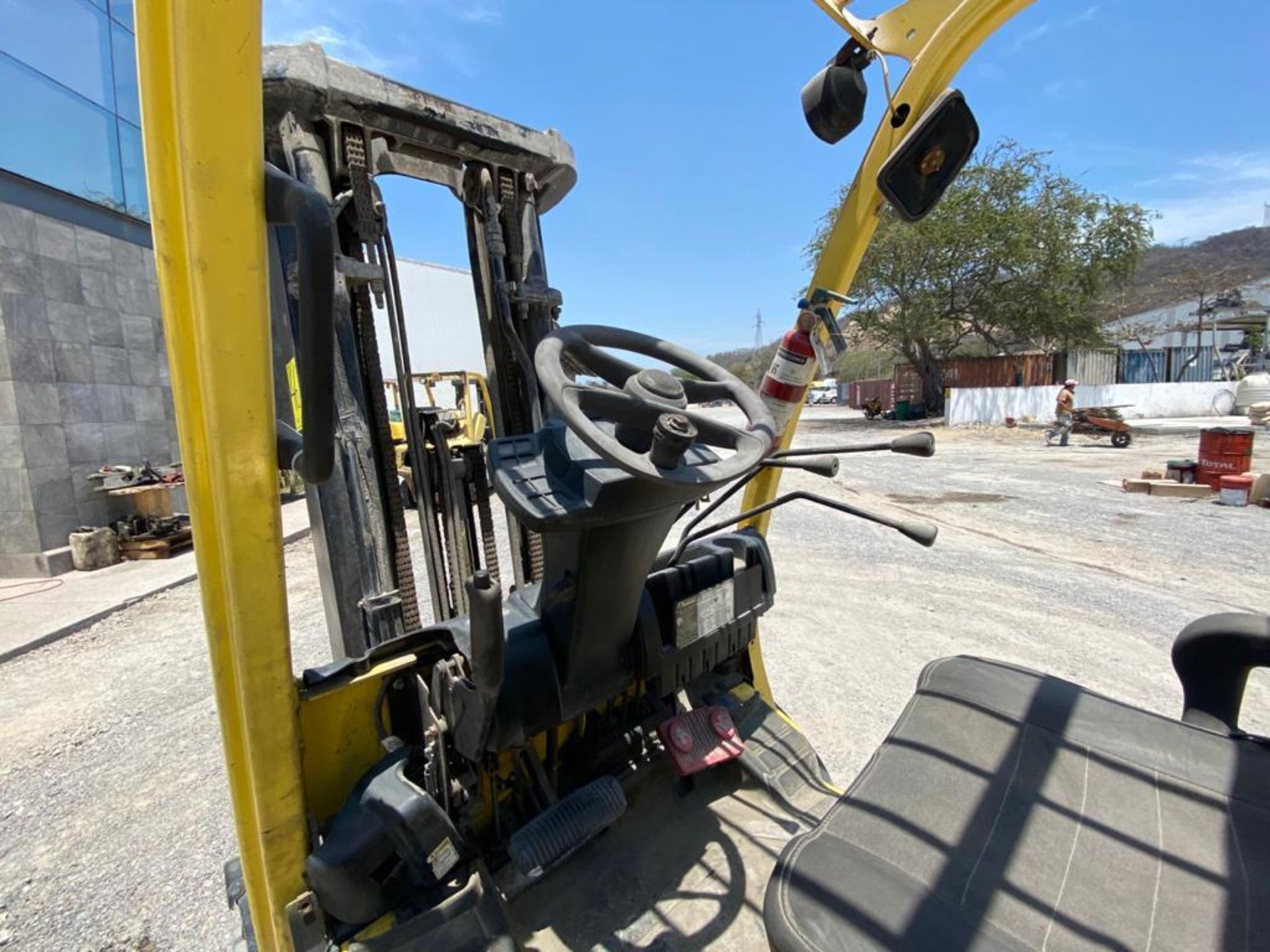 2012 HYSTER FORKLIFT, MODEL H60FT, S/N L177V10207K - Image 27 of 42