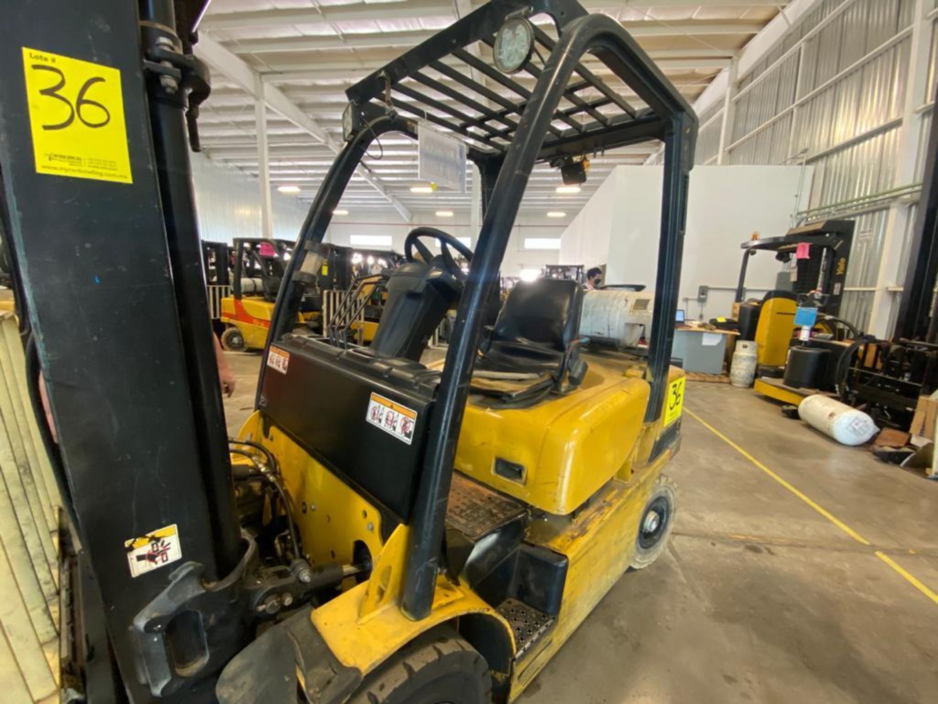 2013 YALE FORKLIFT, MODEL GP050VX, S/N B875V12084L - Image 16 of 21