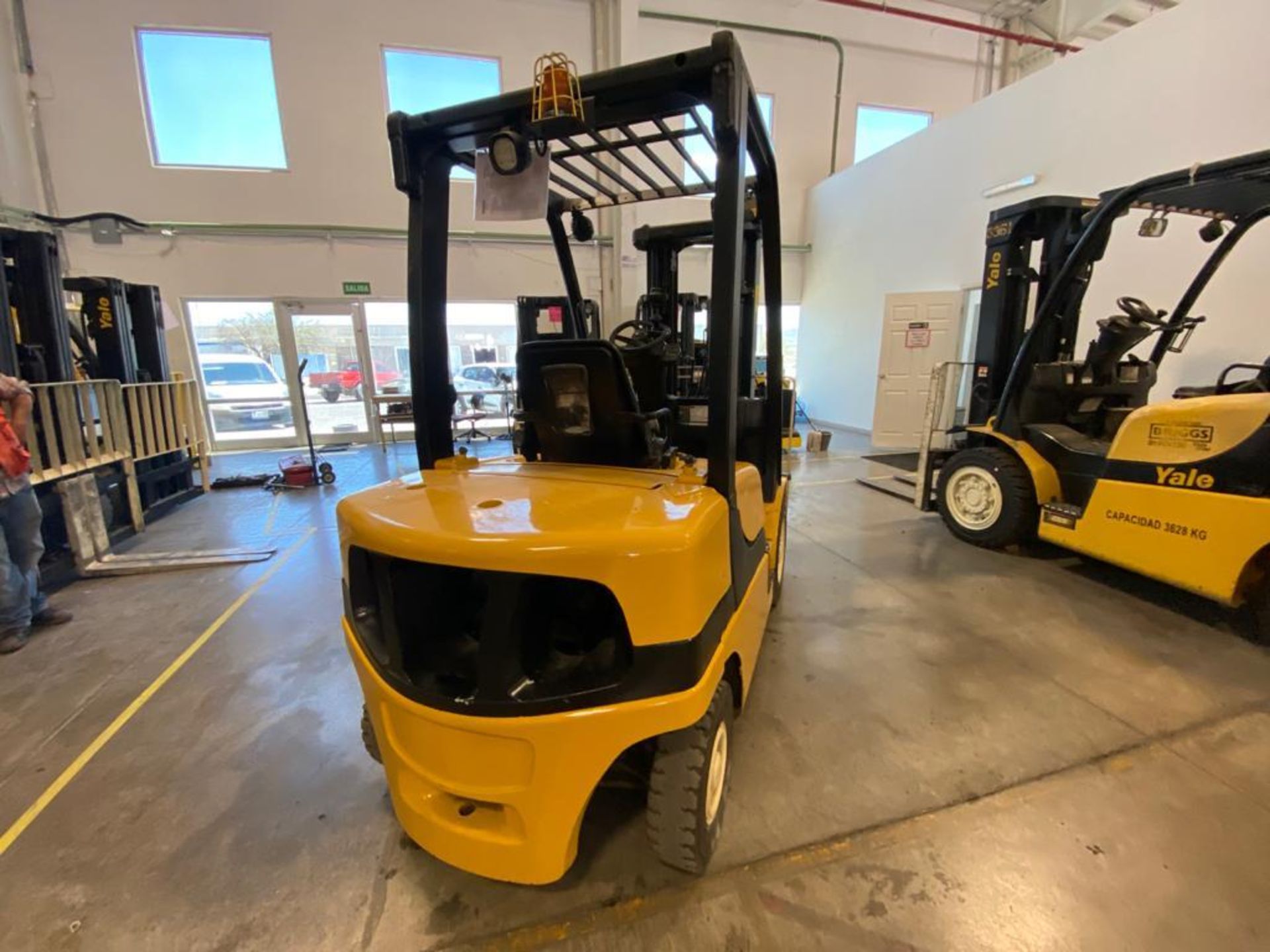 2013 YALE FORKLIFT, MODEL GP050VX, S/N B875V13403L - Image 6 of 23