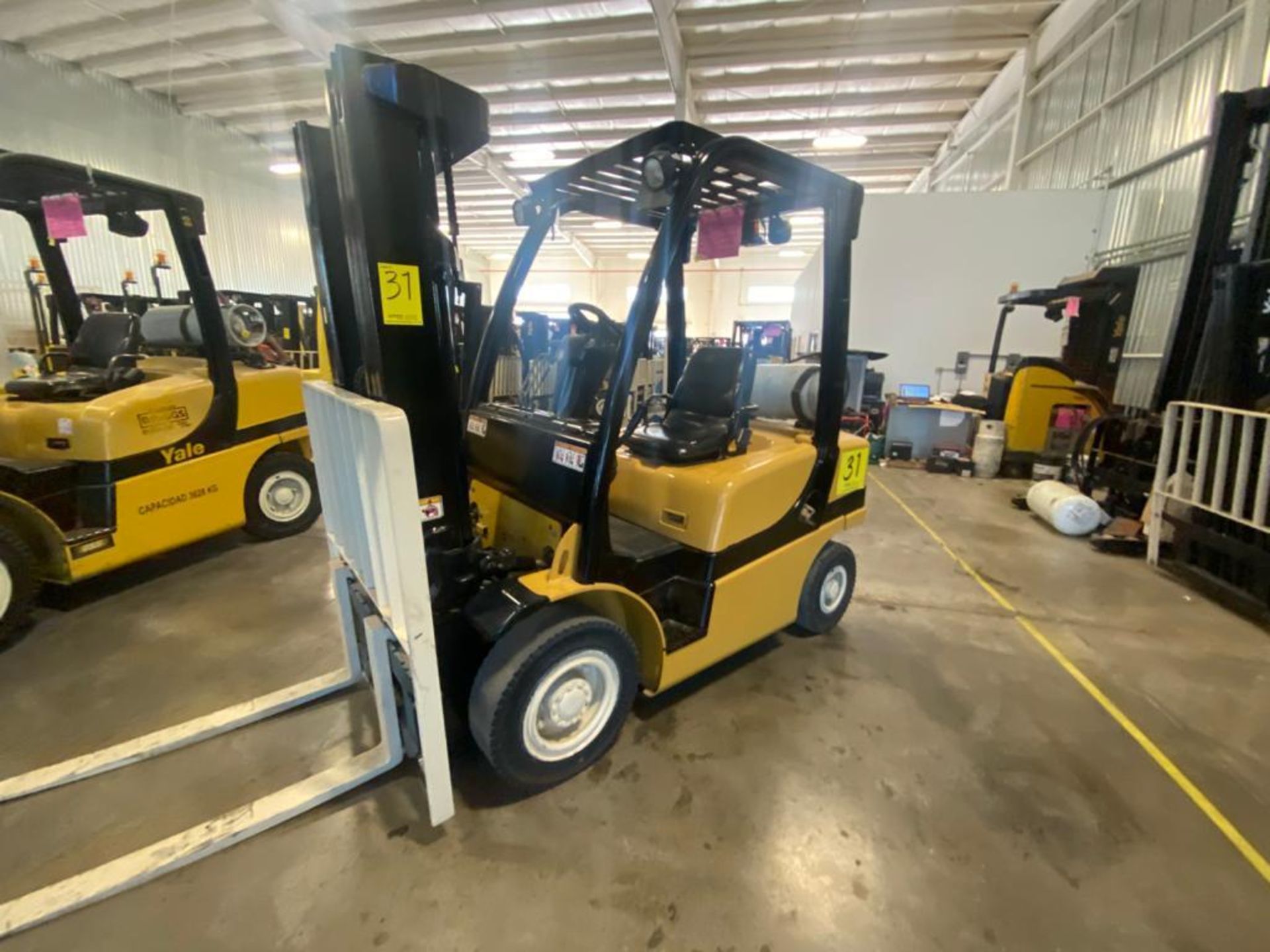 2014 YALE FORKLIFT, MODEL GP050VXNVAE084, S/N C875V02891M - Image 16 of 27