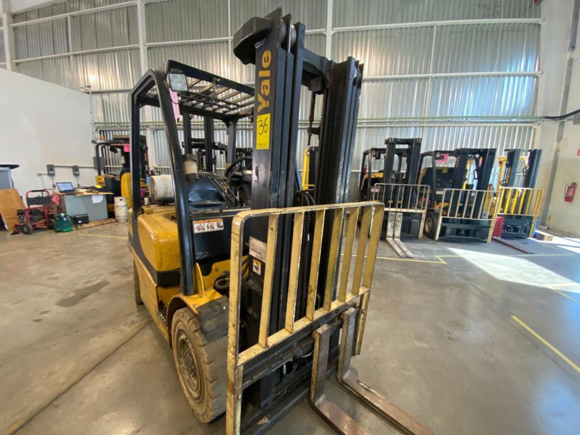 2013 YALE FORKLIFT, MODEL GP050VX, S/N B875V12084L - Image 8 of 21