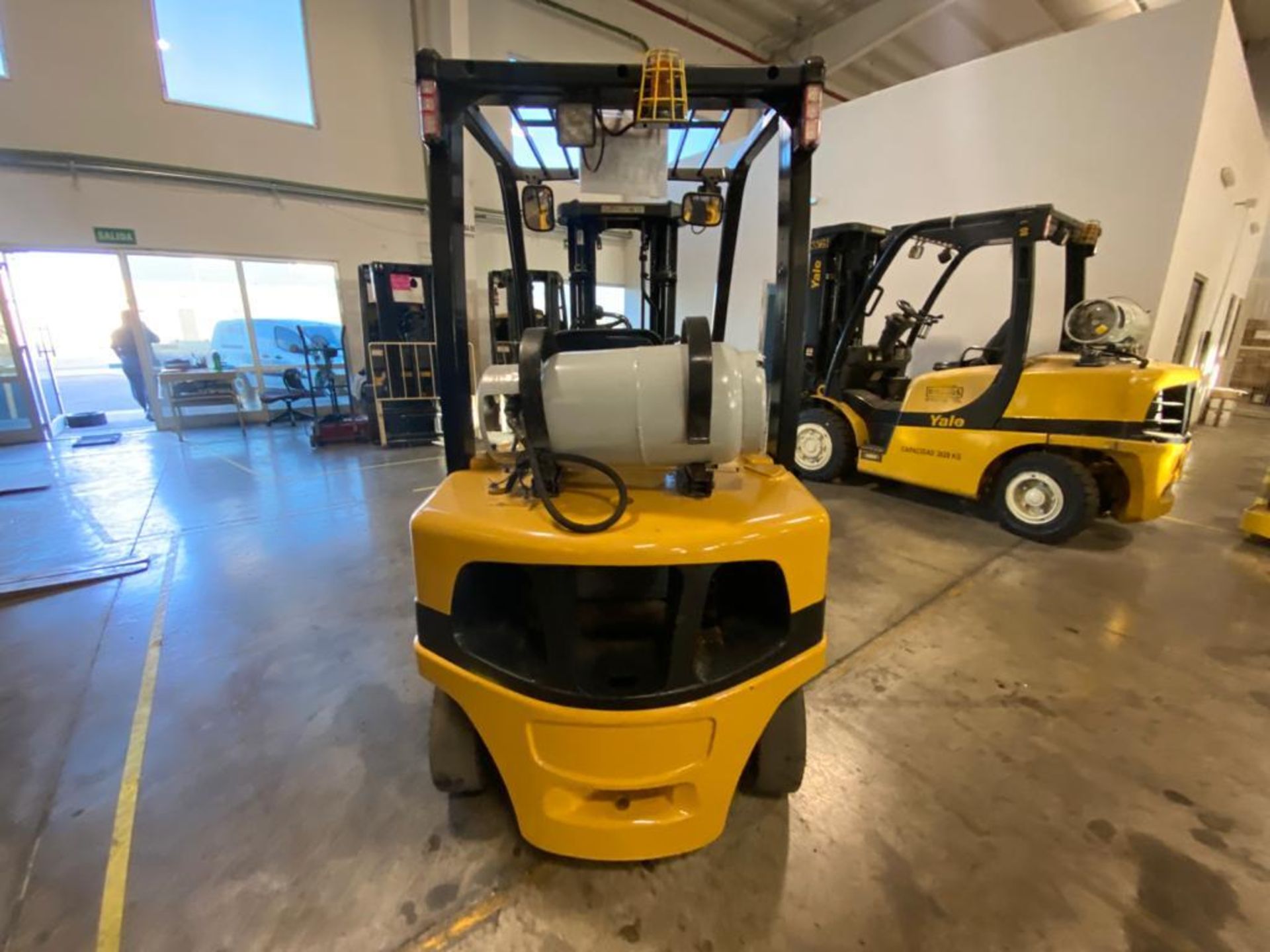 2013 YALE FORKLIFT, MODEL GLP050VXNVRE084, S/N B875V11913L - Image 6 of 23