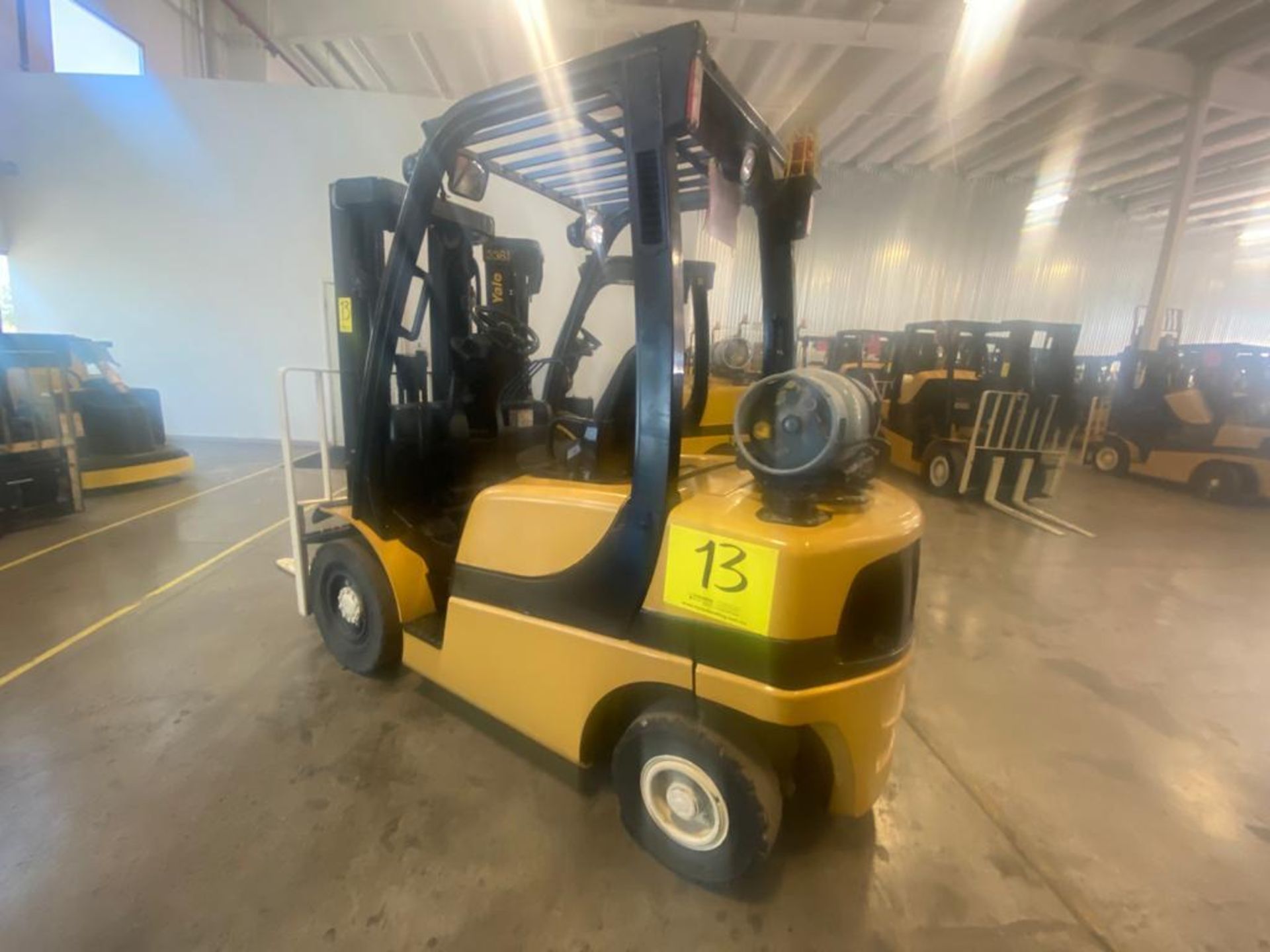 2014 YALE FORKLIFT, MODEL GLP050VXNVAE084, S/N C875V03244M - Image 3 of 30