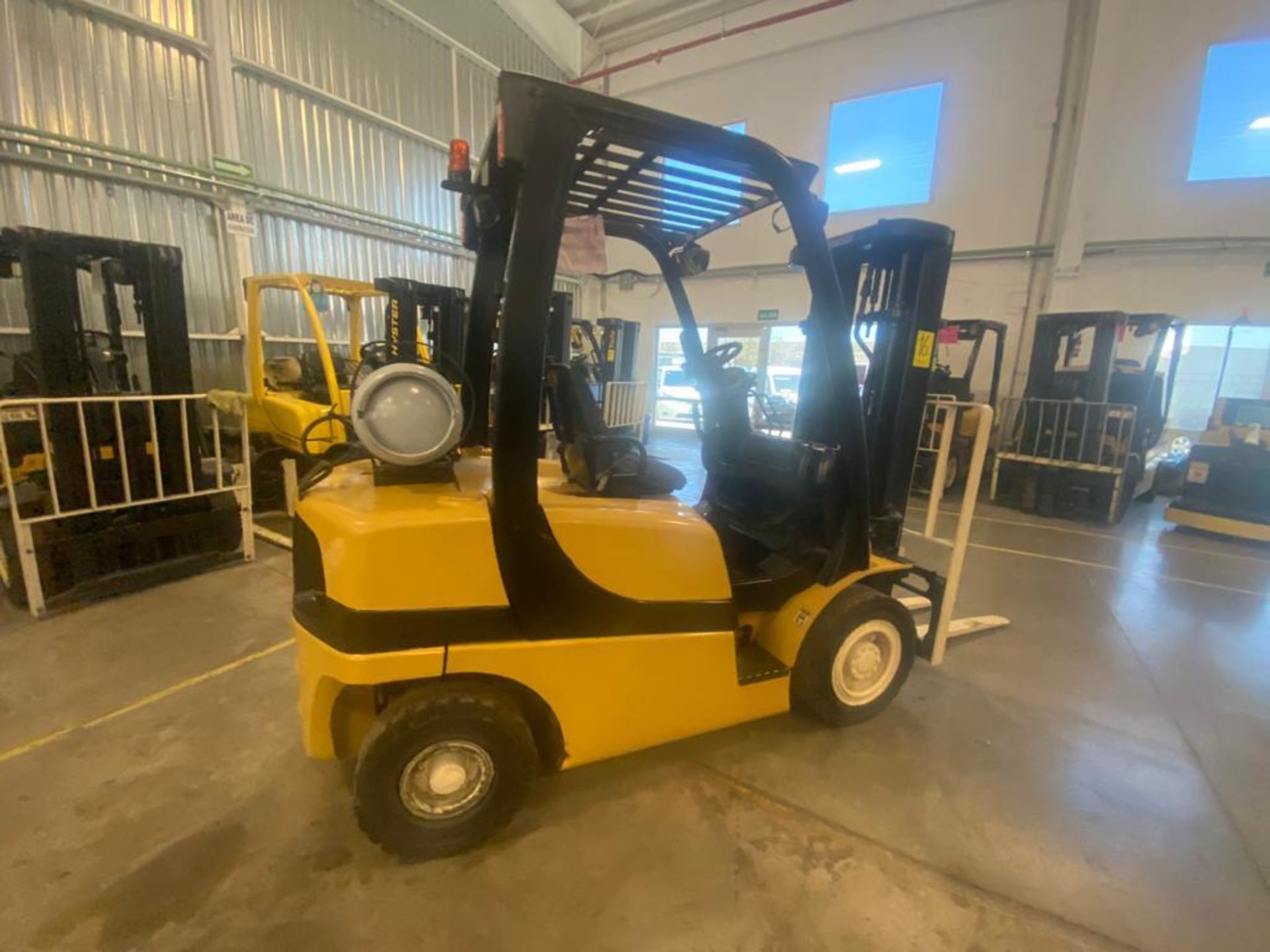 2012 YALE FORKLIFT, MODEL GLP040VXNVRE084, S/N B875V11513K - Image 7 of 30