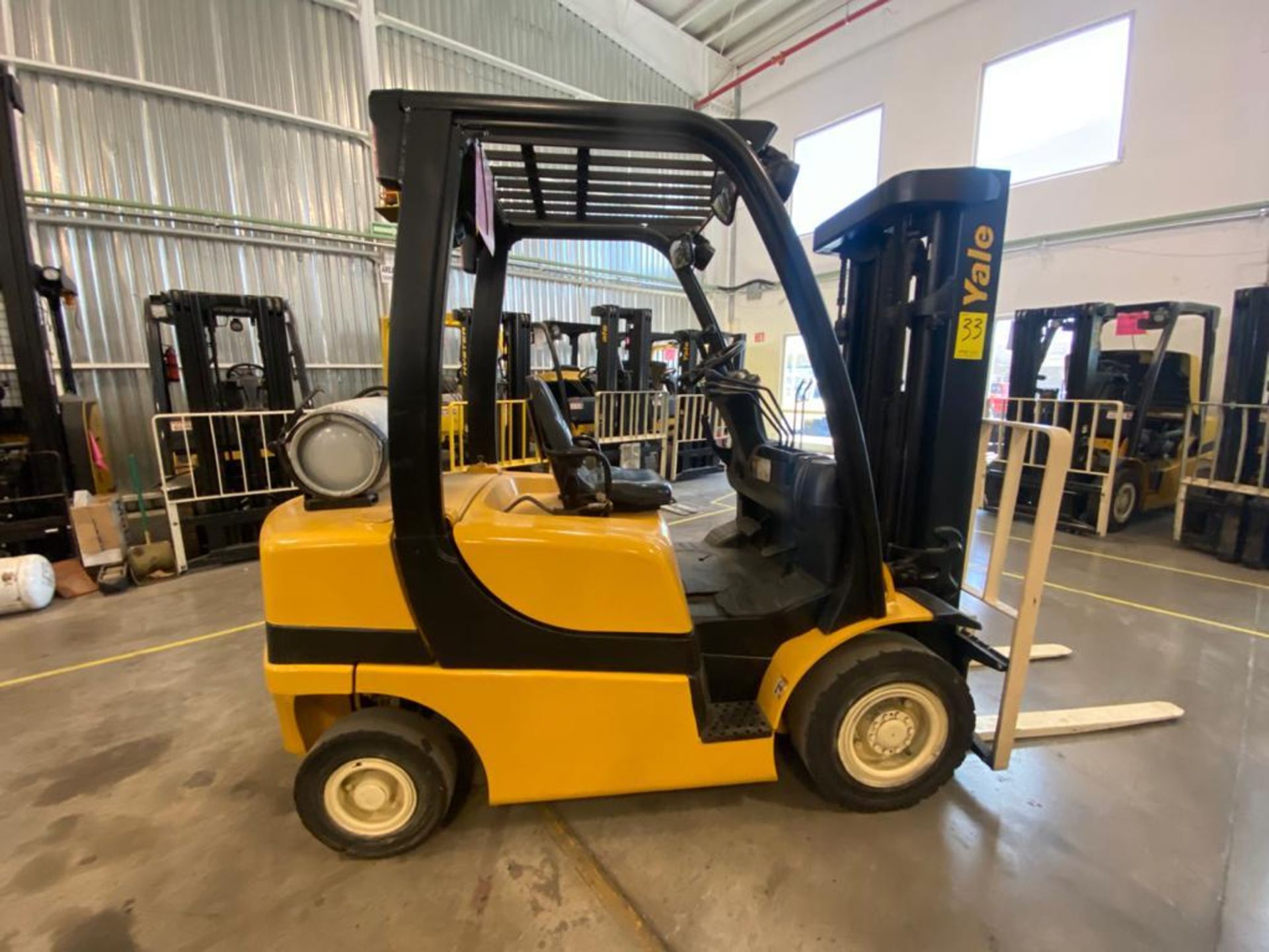 2014 YALE FORKLIFT, MODEL GP050VXNVAE084, S/N C875V02892M - Image 6 of 20