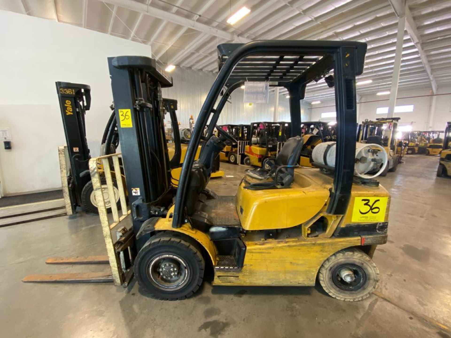 2013 YALE FORKLIFT, MODEL GP050VX, S/N B875V12084L - Image 2 of 21