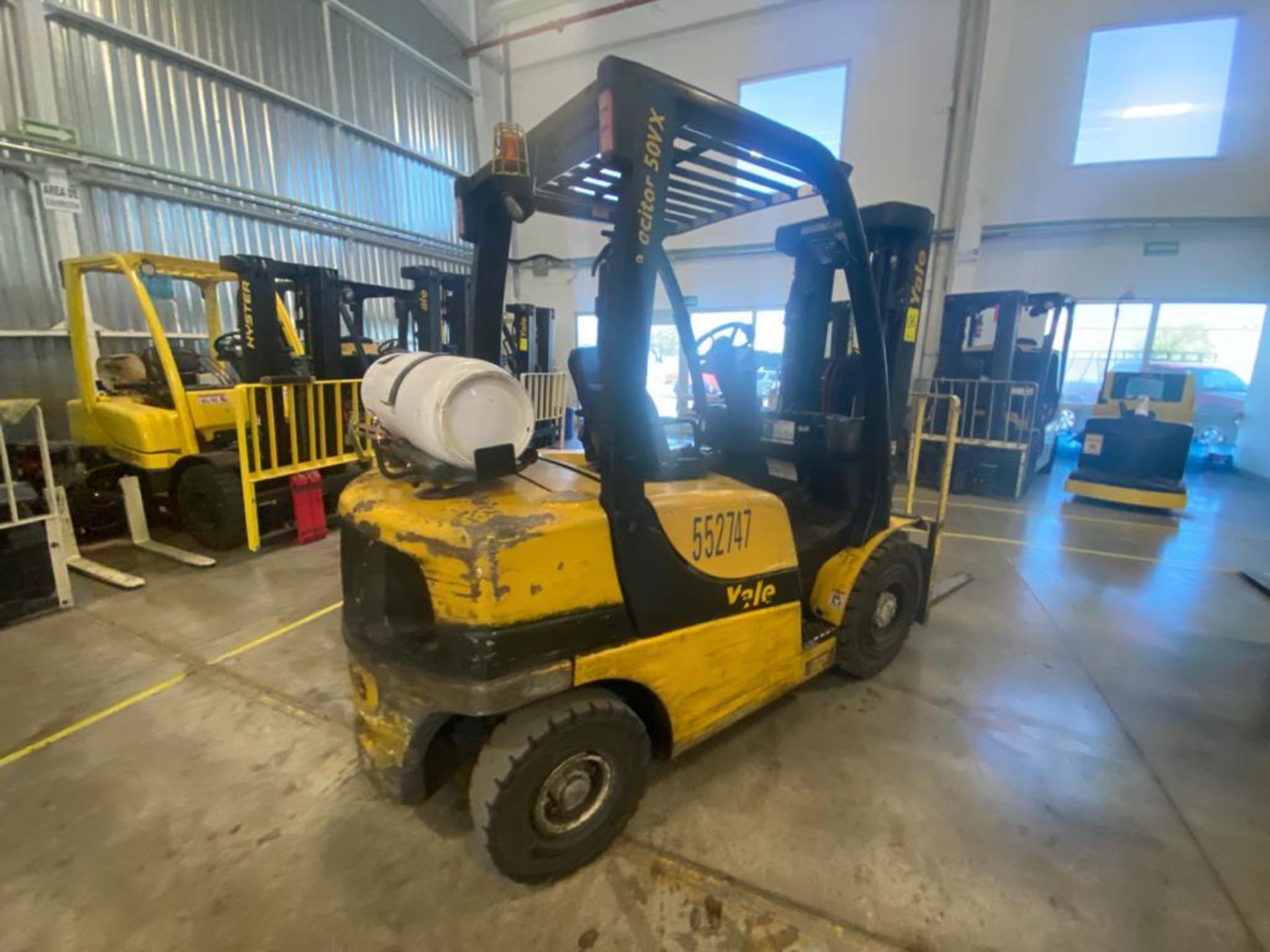 2014 YALE FORKLIFT, MODEL GP050VX, S/N B875V14445M - Image 8 of 33