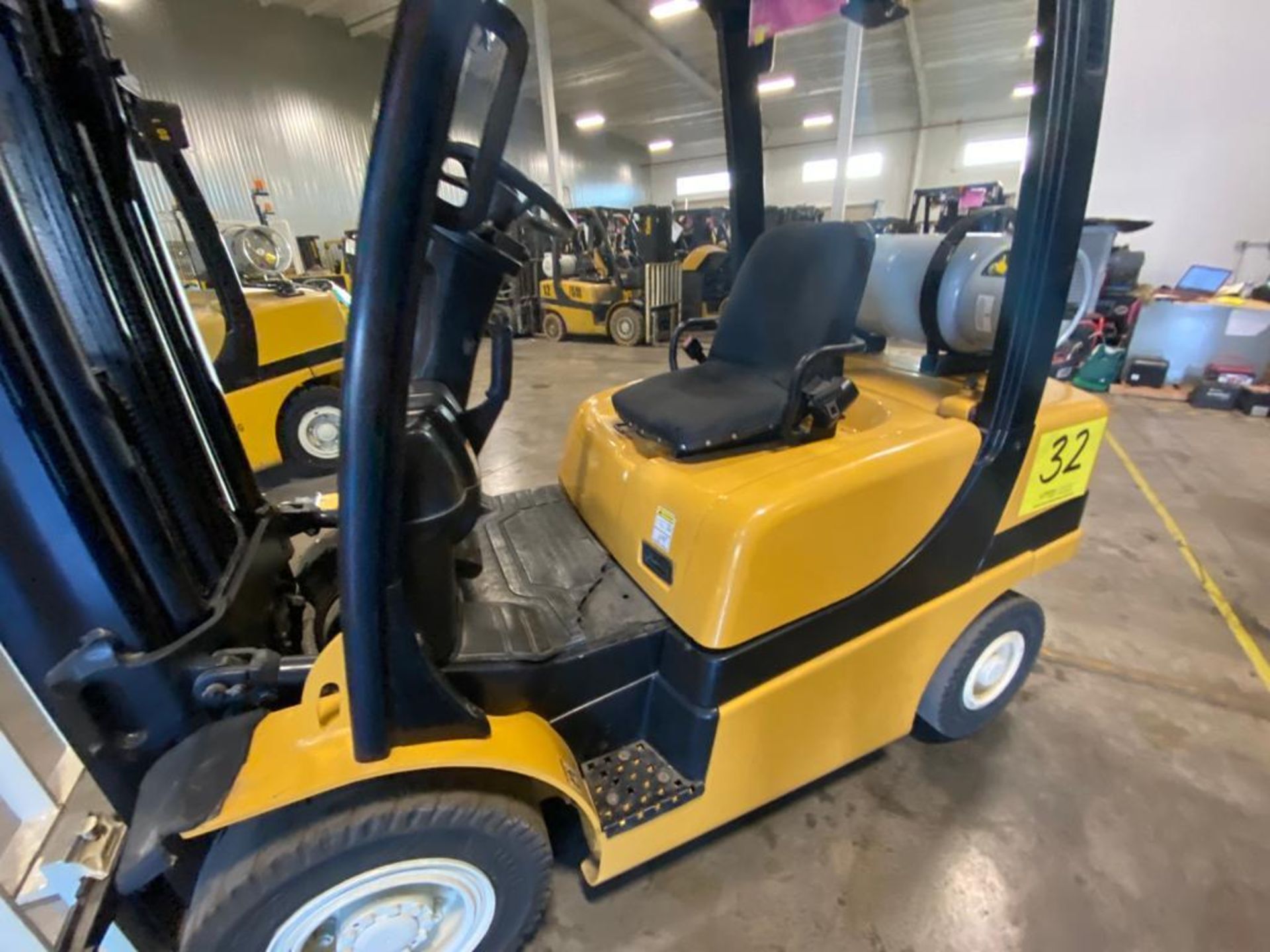 2013 YALE FORKLIFT, MODEL GLP050VXNVRE084, S/N B875V11913L - Image 21 of 23