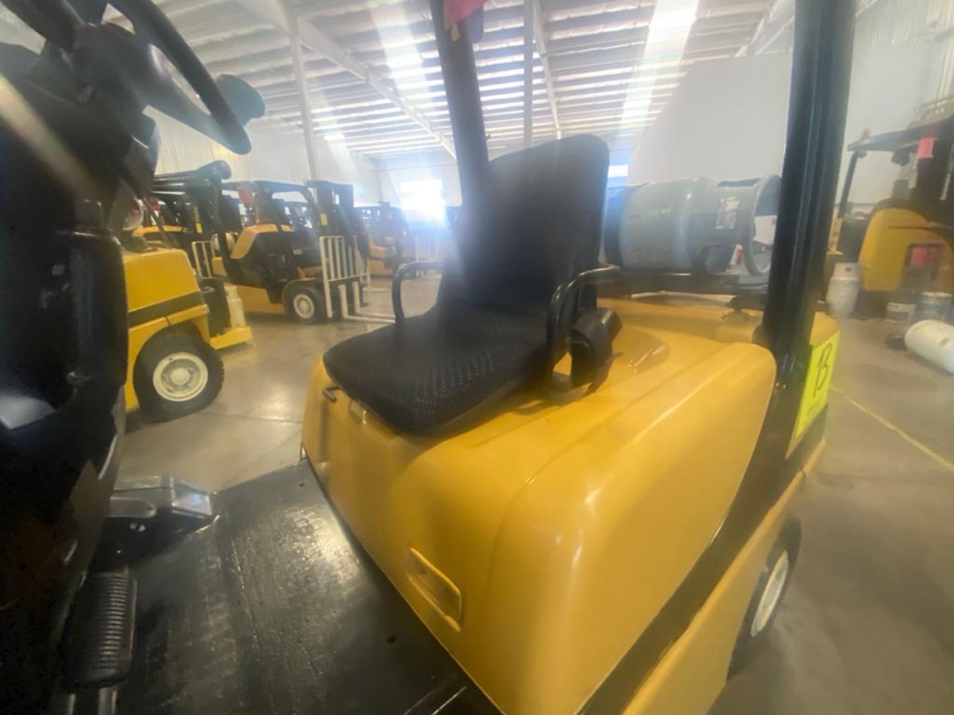 2014 YALE FORKLIFT, MODEL GLP050VXNVAE084, S/N C875V03244M - Image 25 of 30