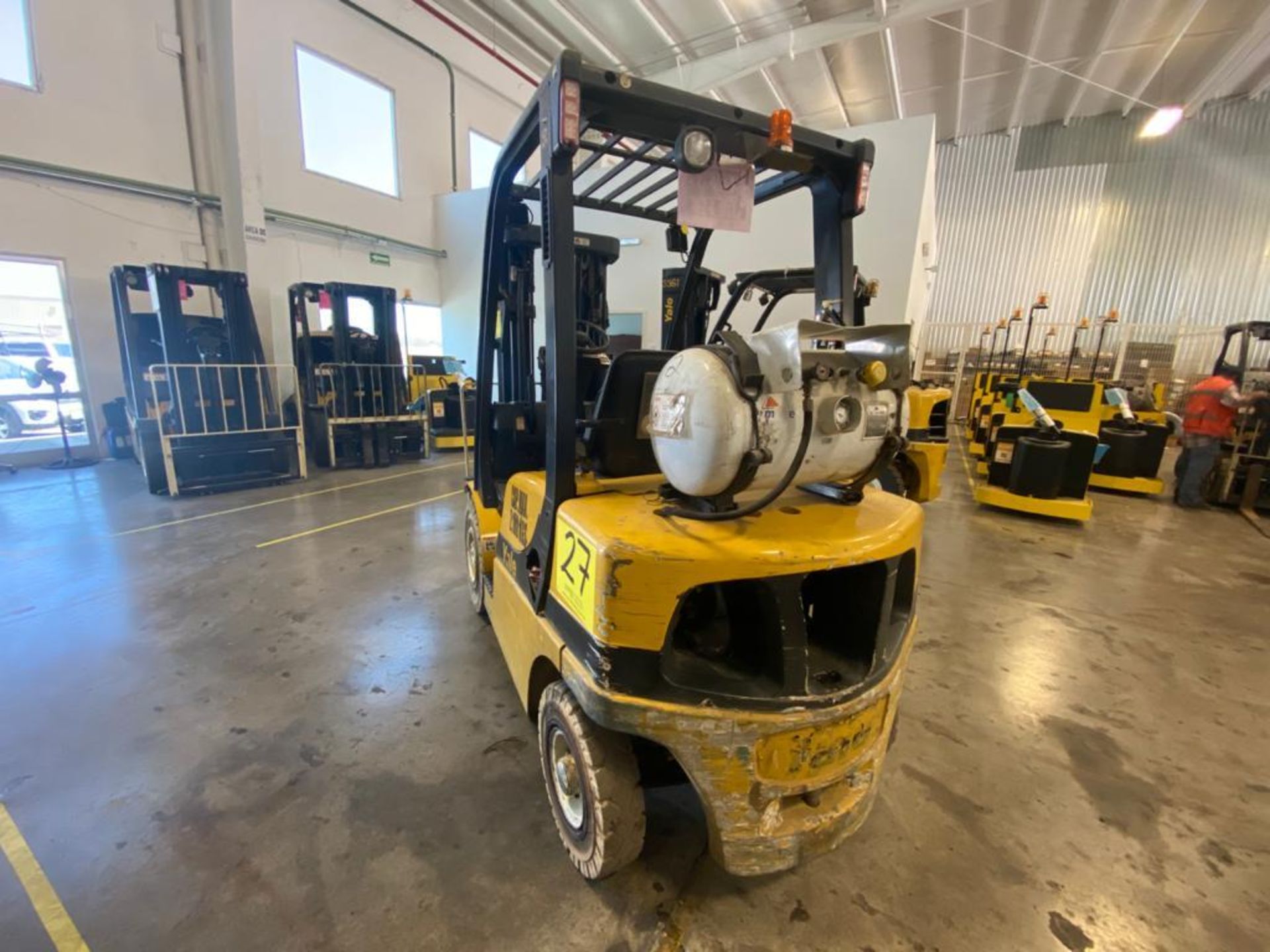 2014 YALE FORKLIFT, MODEL GP050VX, S/N B875V14865M - Image 4 of 26