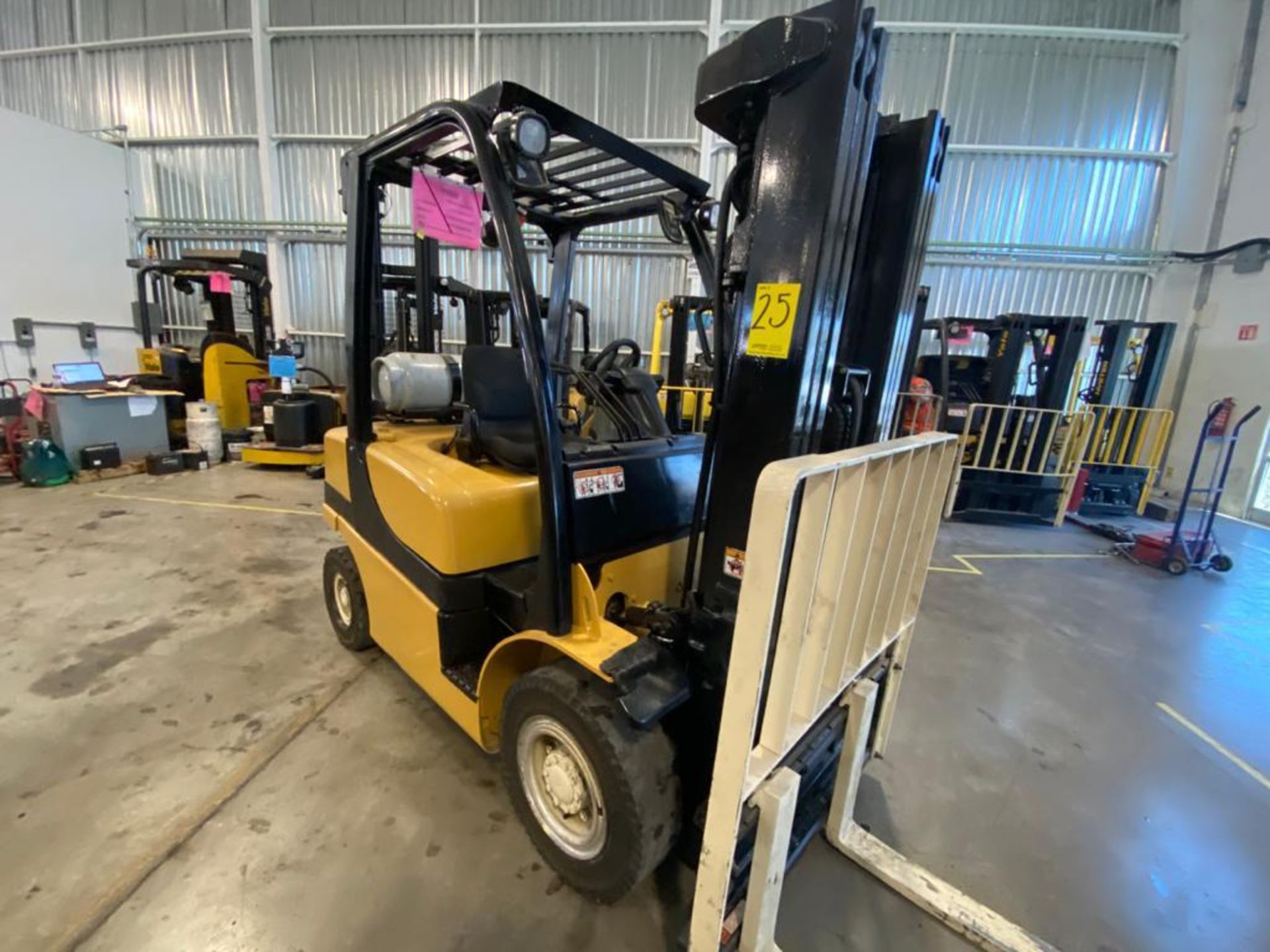 2014 YALE FORKLIFT, MODEL GLP050VXNVAE084, S/N C875V03247M - Image 13 of 25