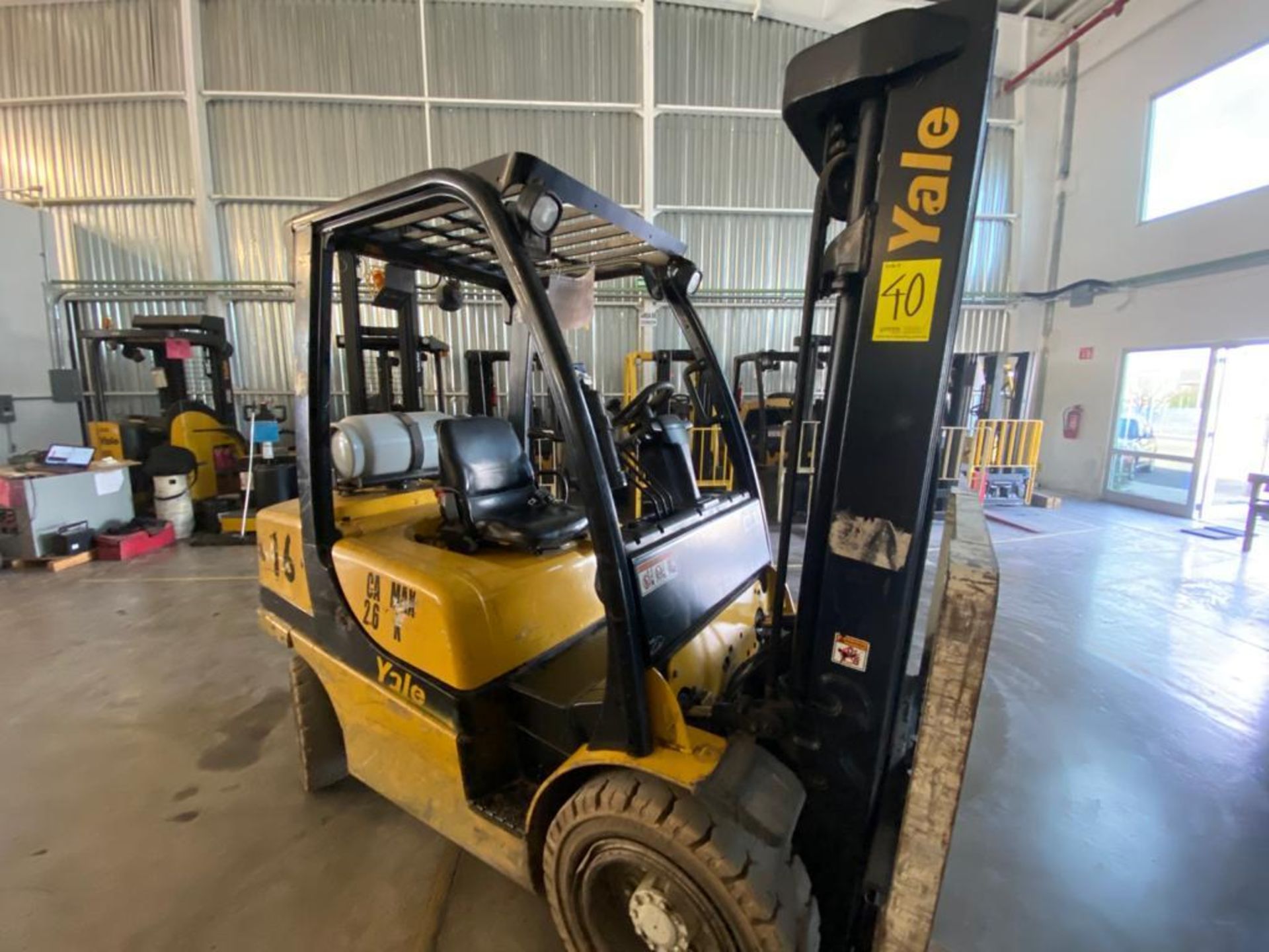 2016 YALE FORKLIFT, MODEL GP060VX, S/N D875V05152P - Image 9 of 21