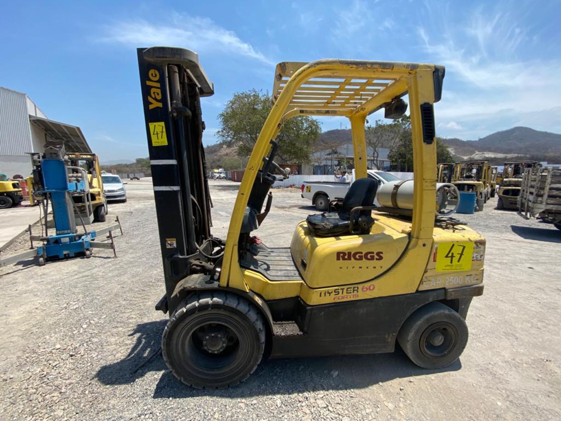 2012 HYSTER FORKLIFT, MODEL H60FT, S/N L177V10208K - Image 2 of 35