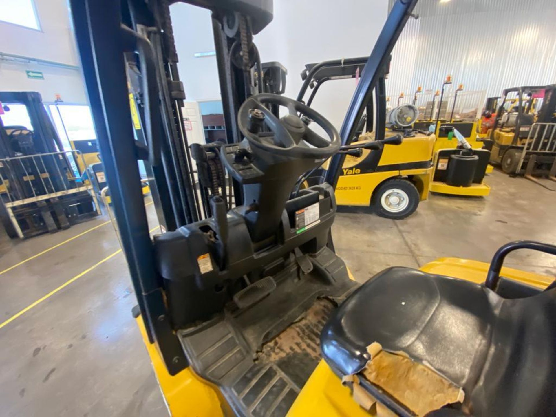 2014 YALE FORKLIFT, MODEL GP050VX, S/N B875V14865M - Image 23 of 26