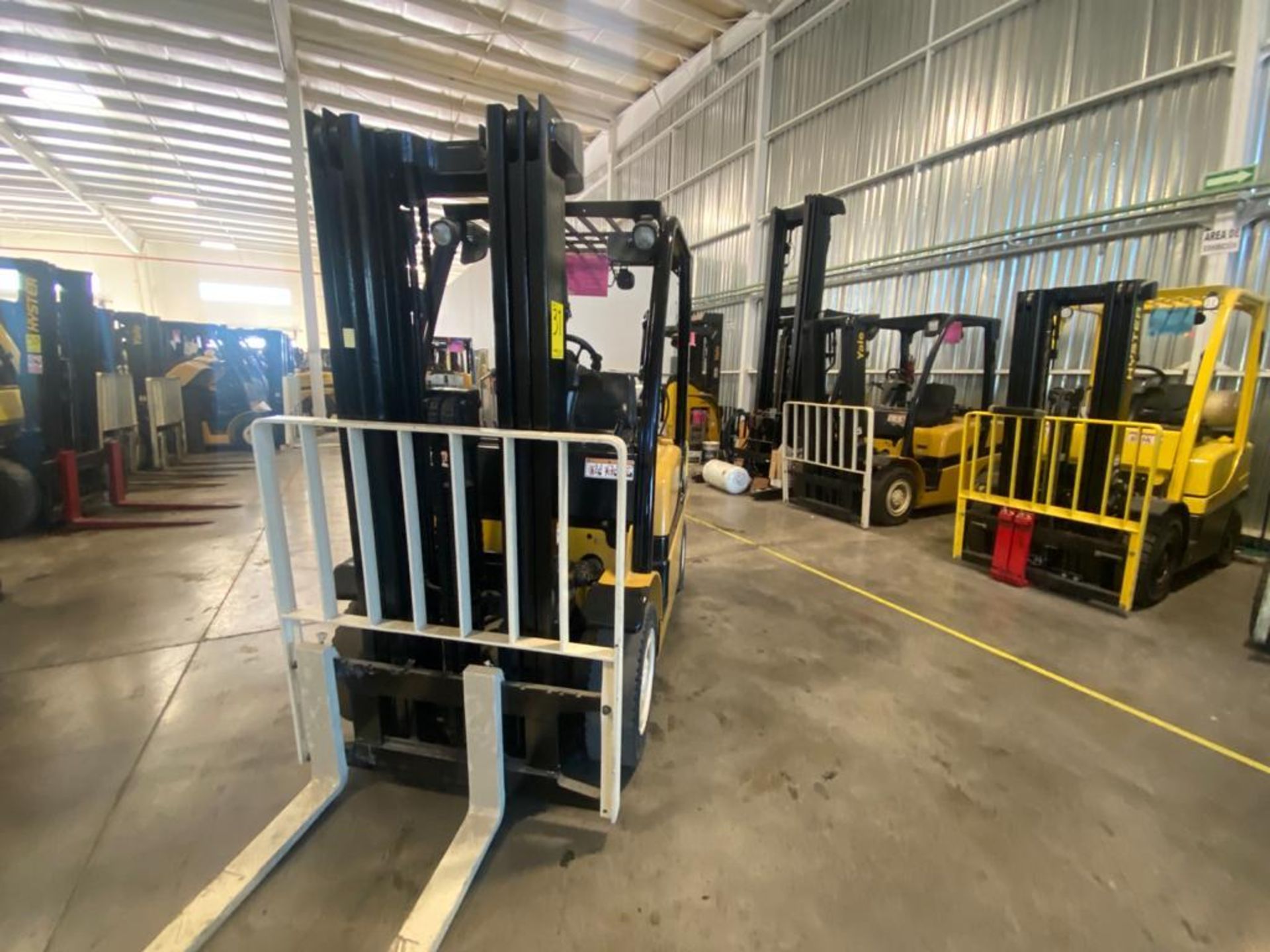 2014 YALE FORKLIFT, MODEL GP050VXNVAE084, S/N C875V02891M - Image 11 of 27