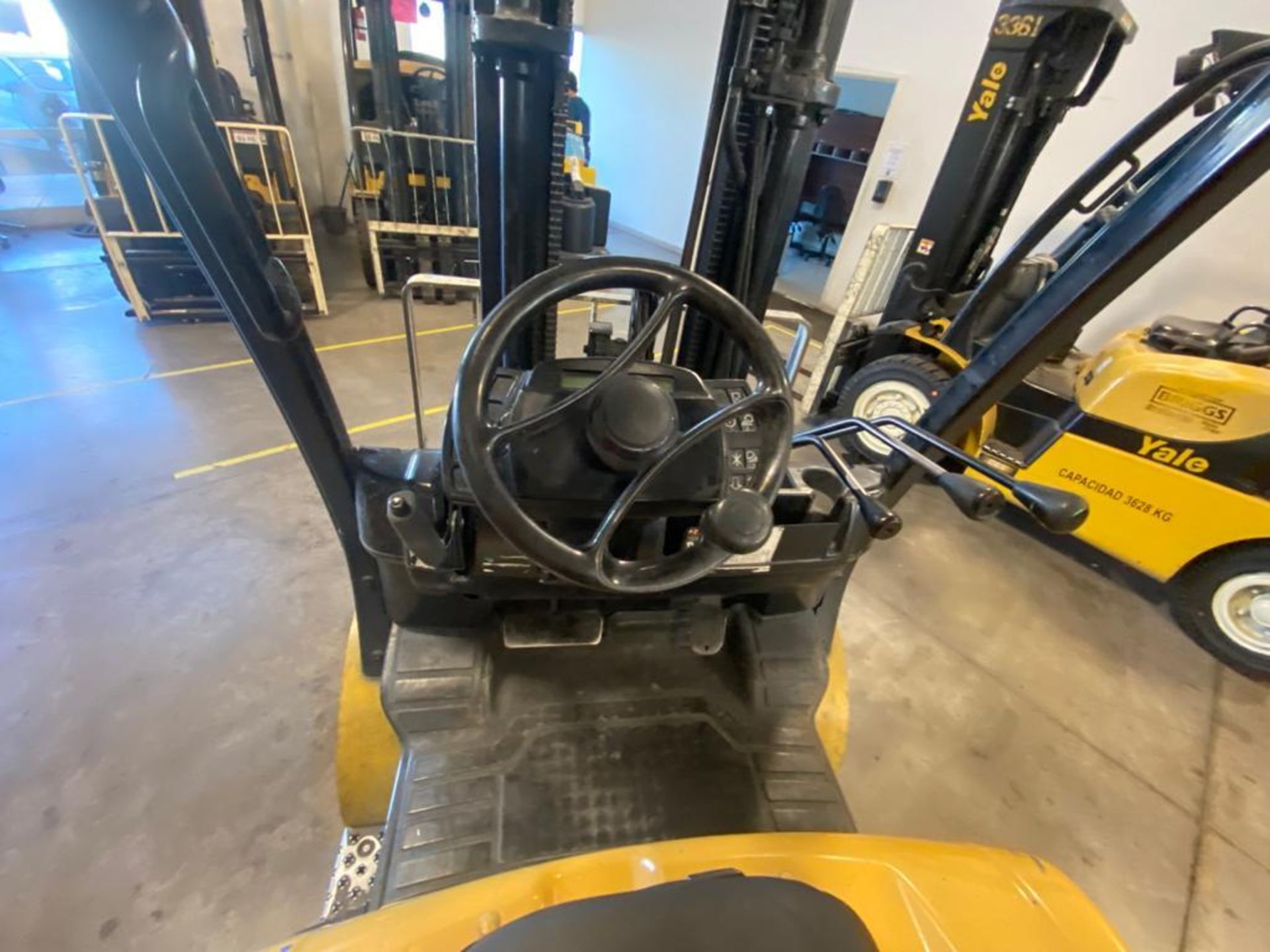 2014 YALE FORKLIFT, MODEL GLP050VXNVAE084, S/N C875V03246M - Image 21 of 31