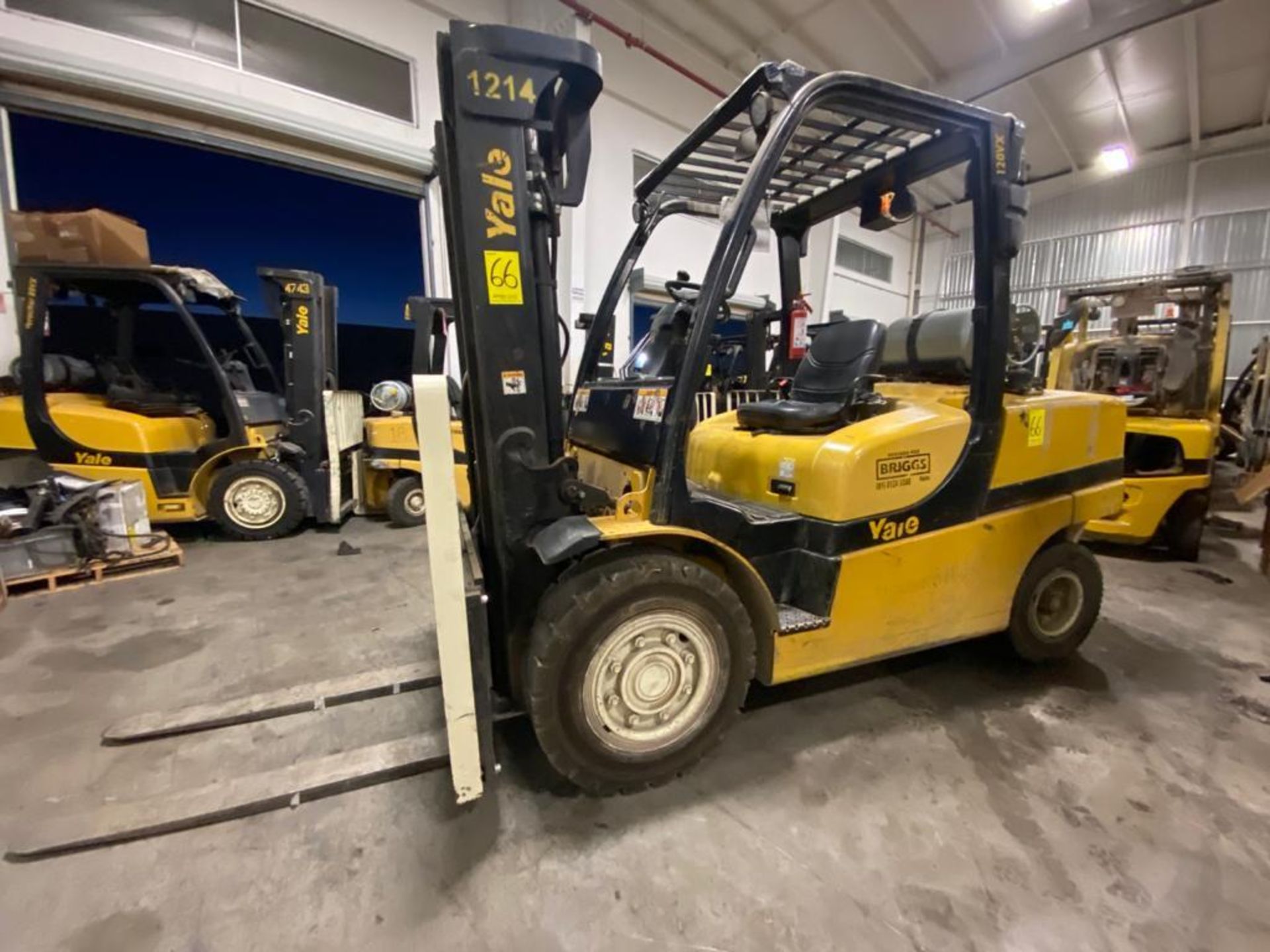 2010 YALE FORKLIFT, MODEL GP120VX, S/N G813V02280H - Image 4 of 38