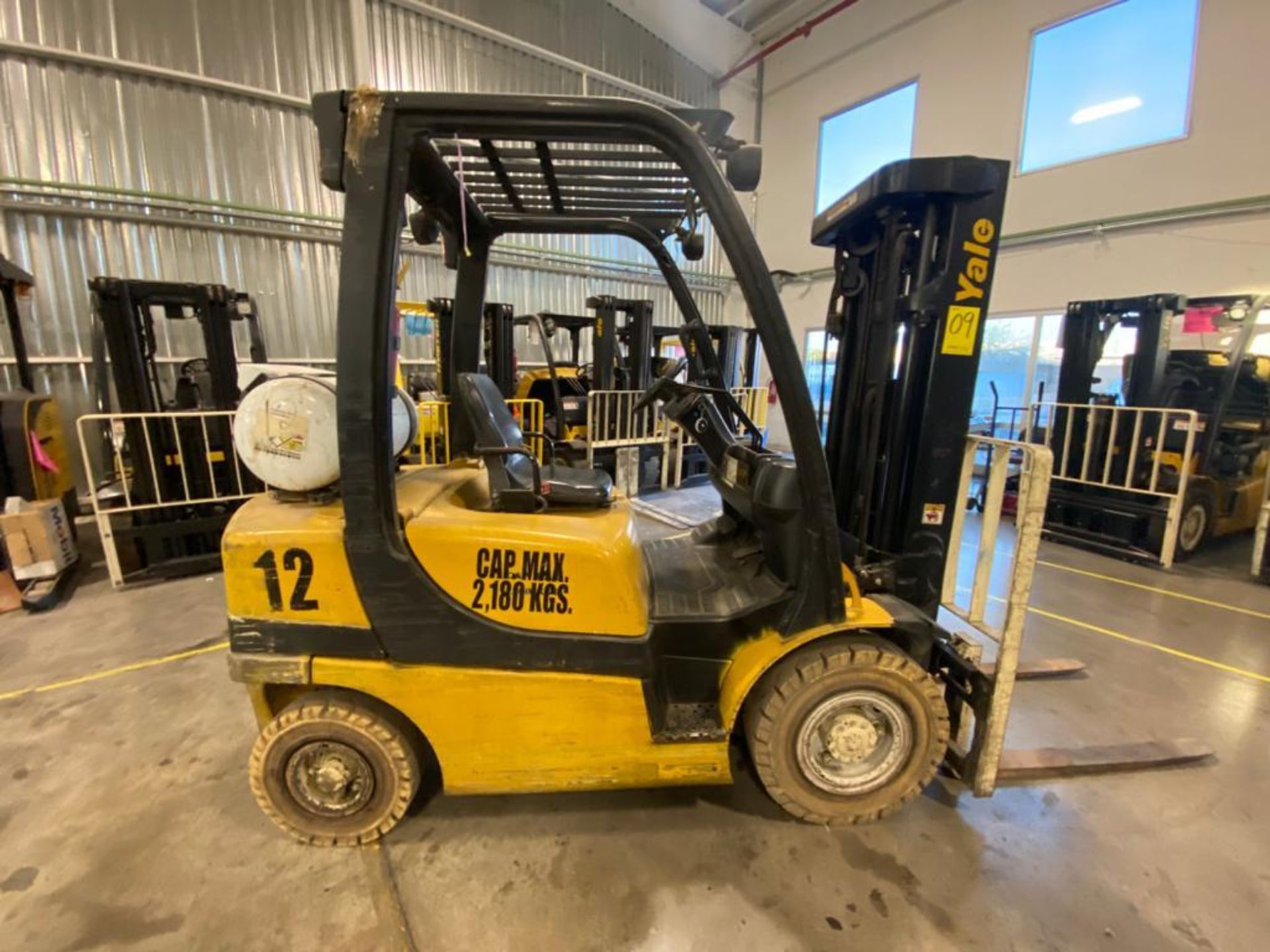 2014 YALE FORKLIFT, MODEL GP050VX, S/N B875V14817M - Image 8 of 24