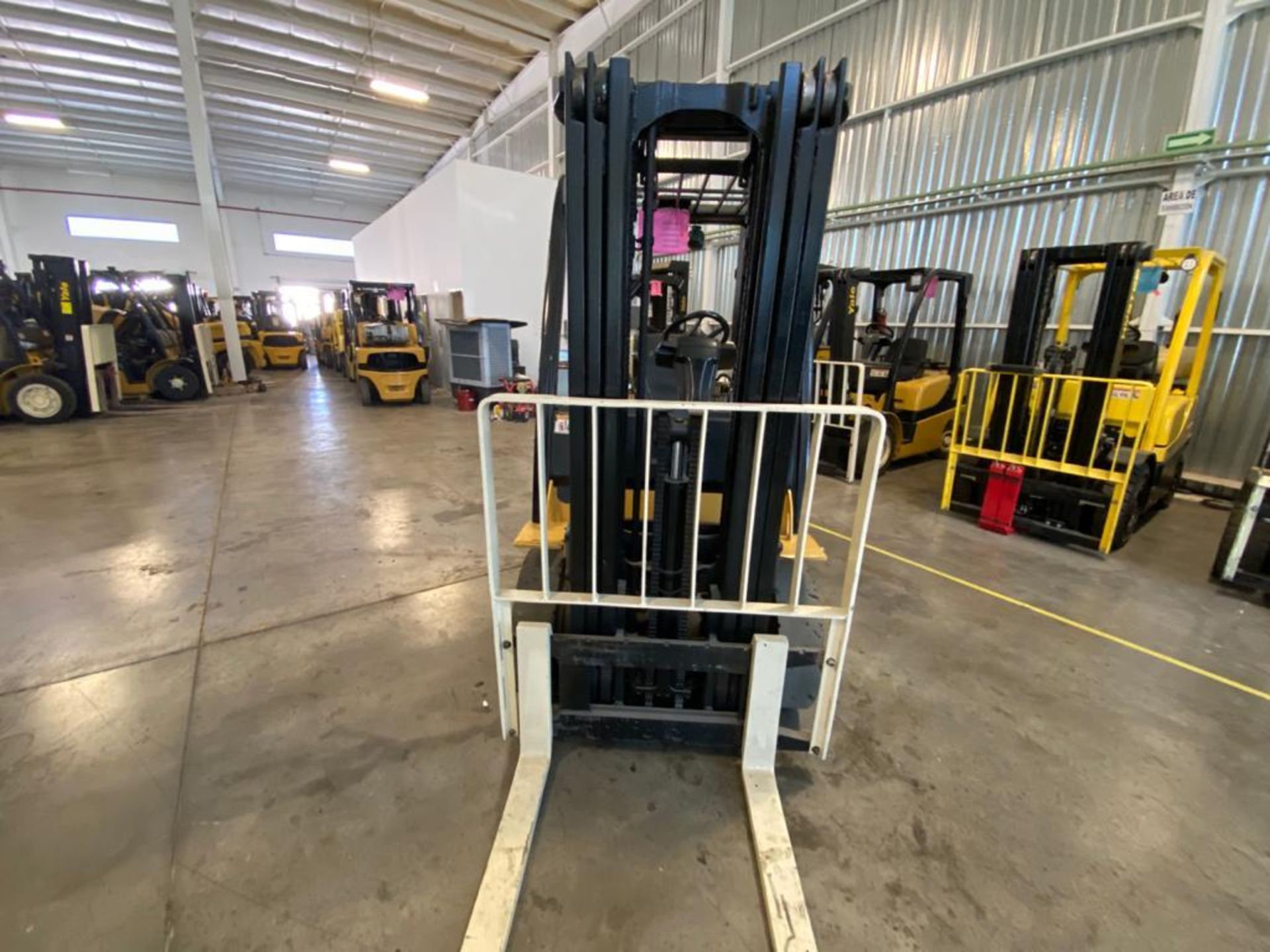 2012 YALE FORKLIFT, MODEL GLP040VXNVRE084, S/N B875V09086K - Image 9 of 27