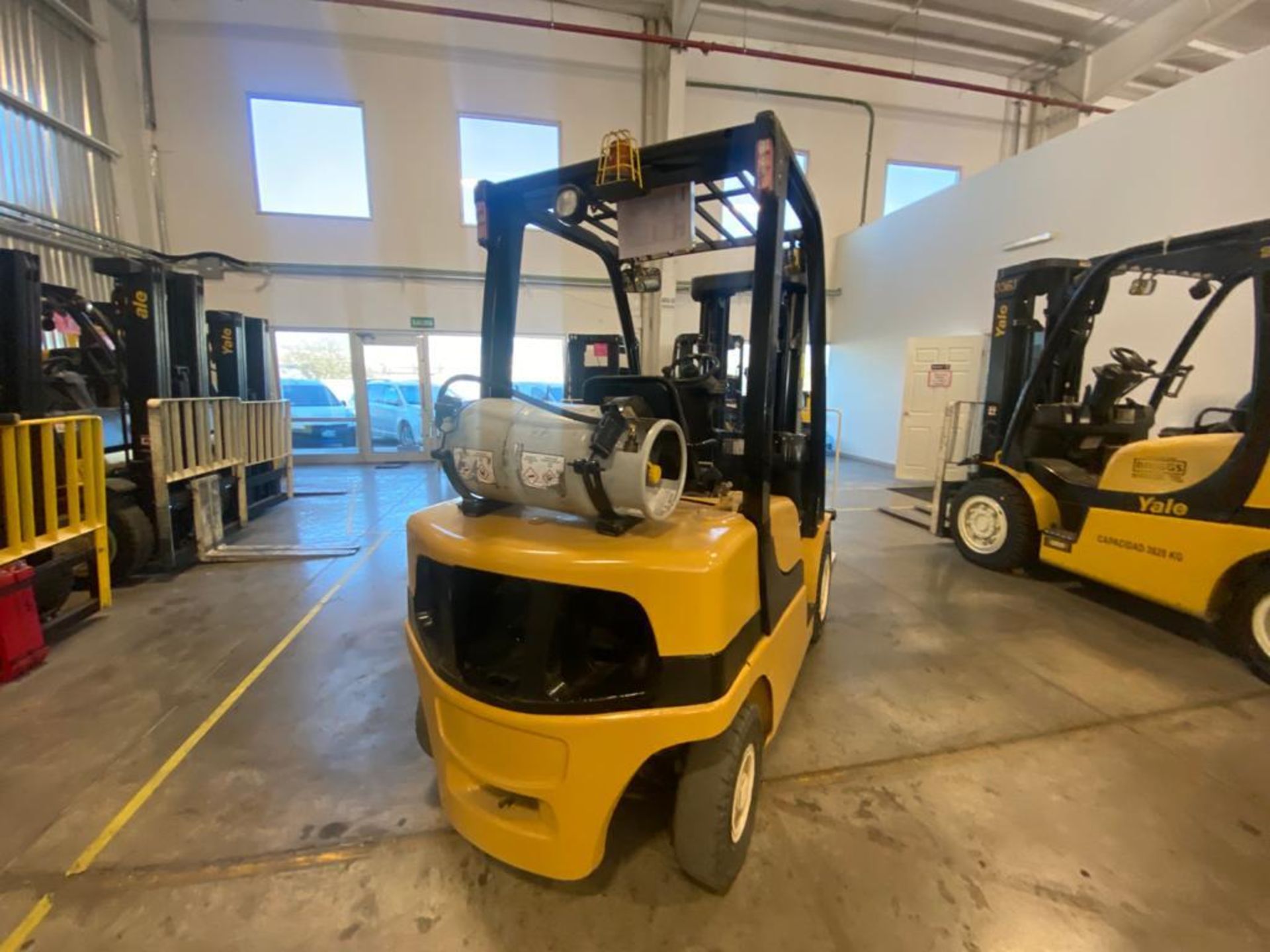 2014 YALE FORKLIFT, MODEL GP050VXNVAE084, S/N C875V02891M - Image 6 of 27