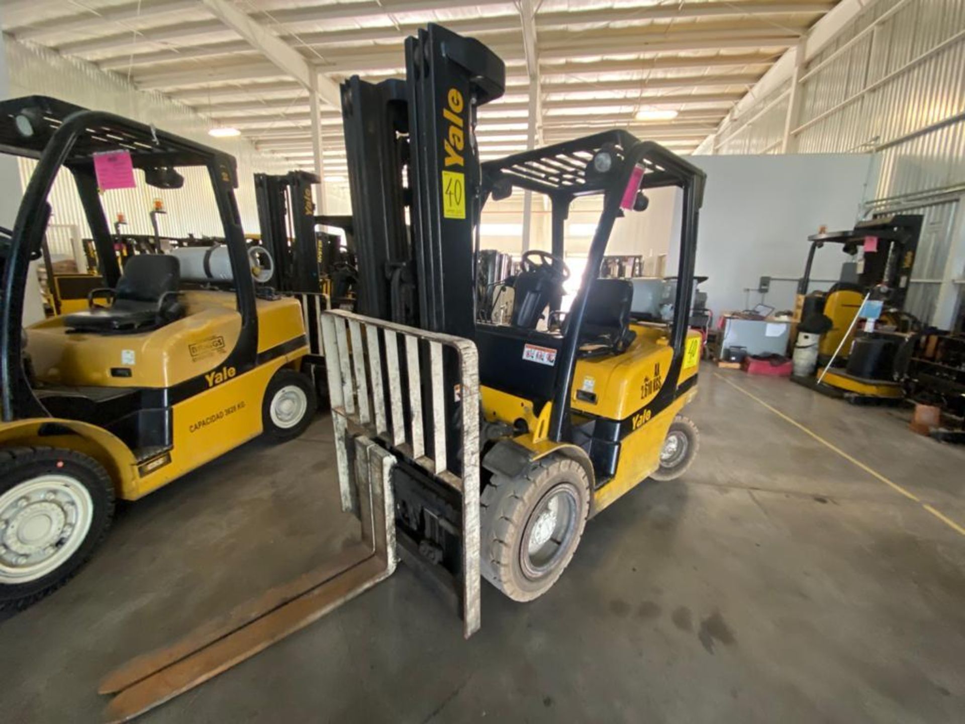 2016 YALE FORKLIFT, MODEL GP060VX, S/N D875V05152P