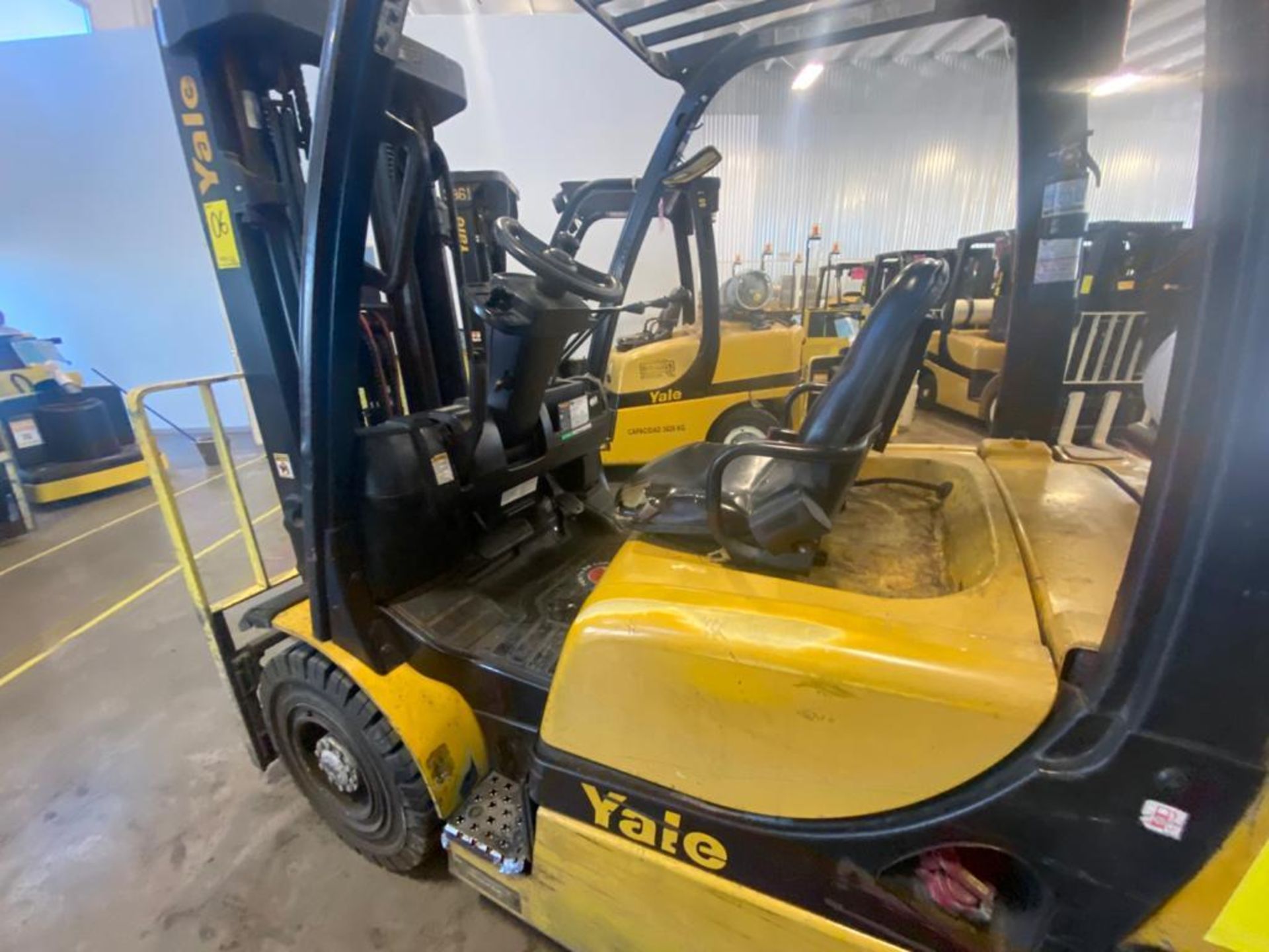 2014 YALE FORKLIFT, MODEL GP050VX, S/N B875V14445M - Image 25 of 33