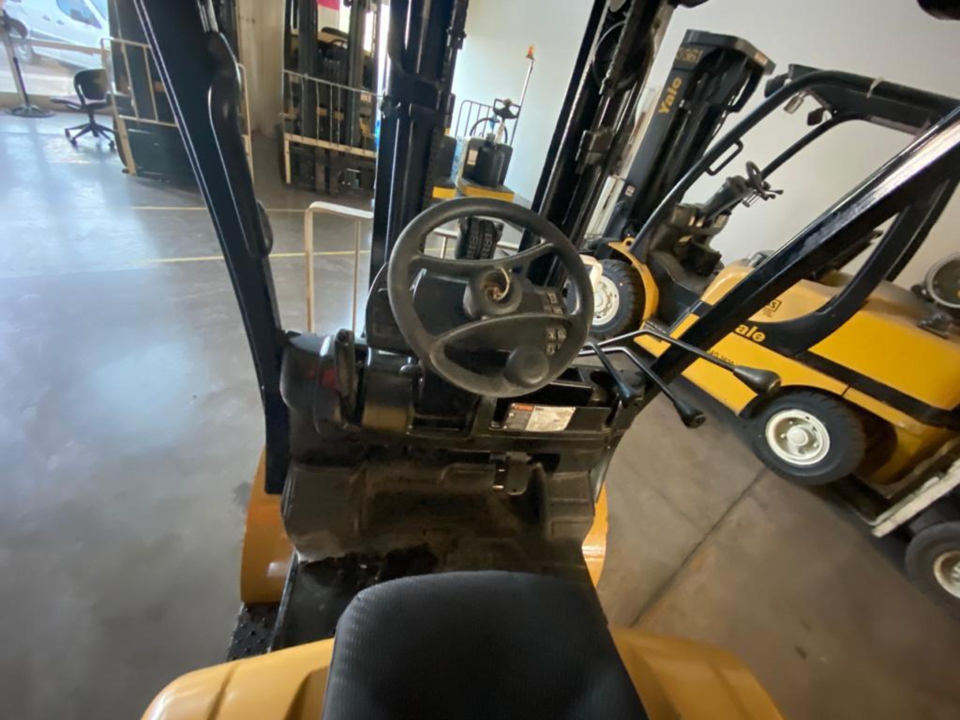 2014 YALE FORKLIFT, MODEL GLP050VXNVAE084, S/N C875V03245M - Image 14 of 27