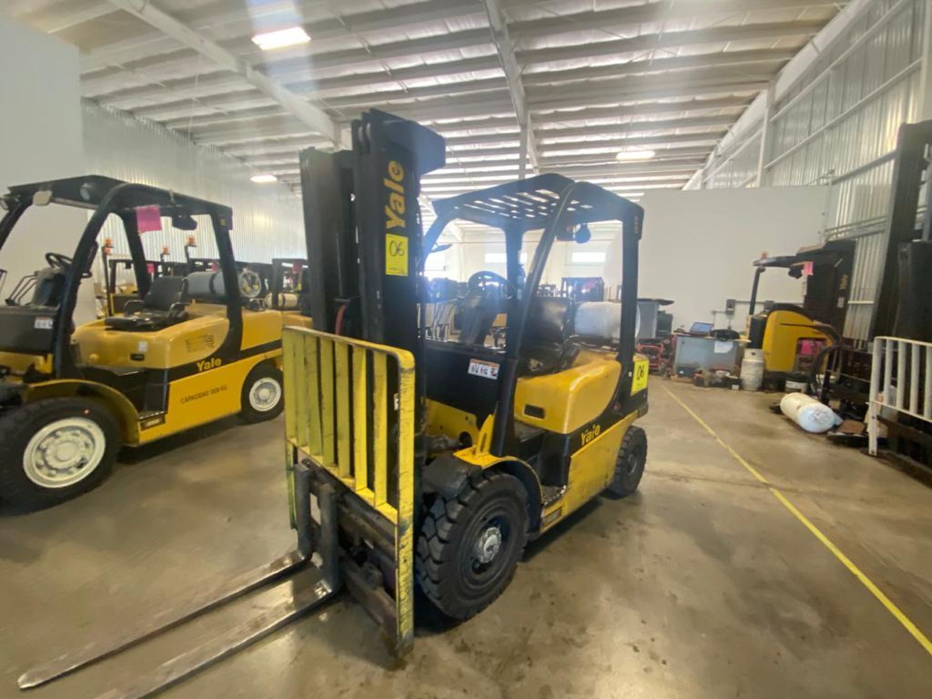 2014 YALE FORKLIFT, MODEL GP050VX, S/N B875V14445M - Image 13 of 33