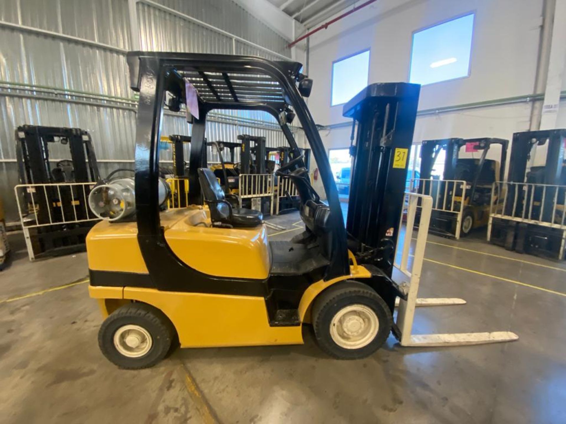 2014 YALE FORKLIFT, MODEL GP050VXNVAE084, S/N C875V02891M - Image 8 of 27