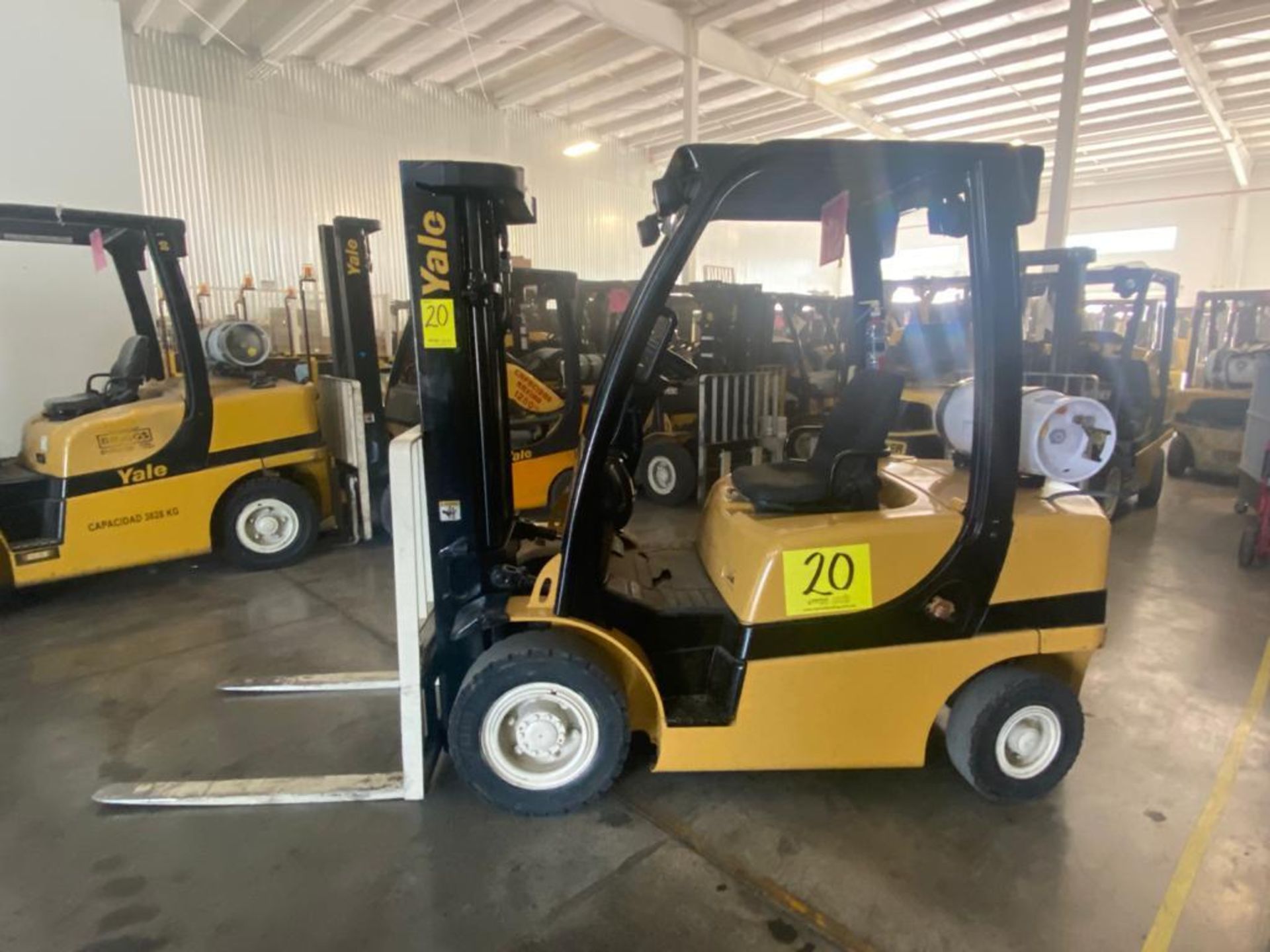 2014 YALE FORKLIFT, MODEL GLP050VXNVAE084, S/N B875V14837M - Image 3 of 17